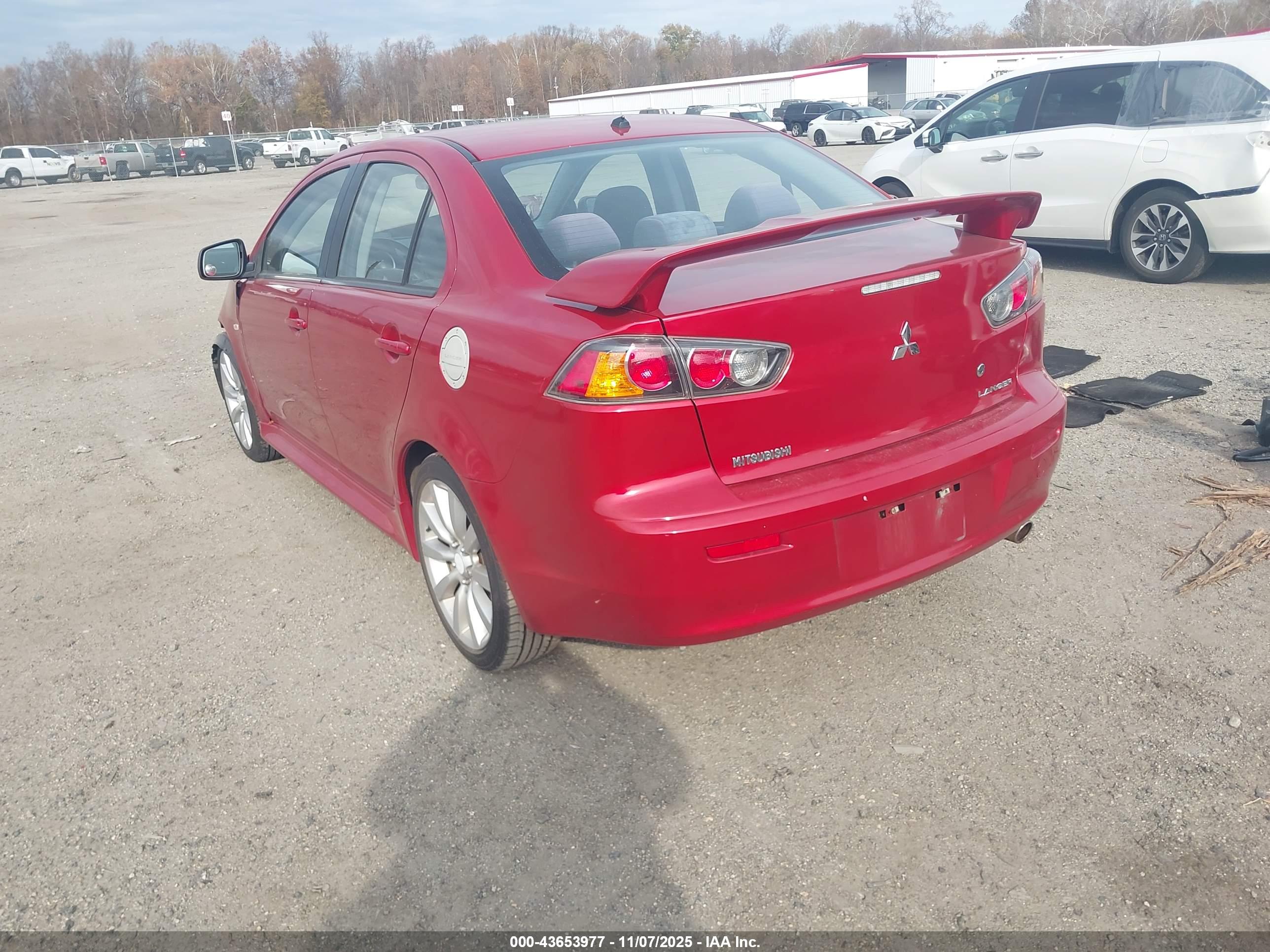 MITSUBISHI LANCER image 3