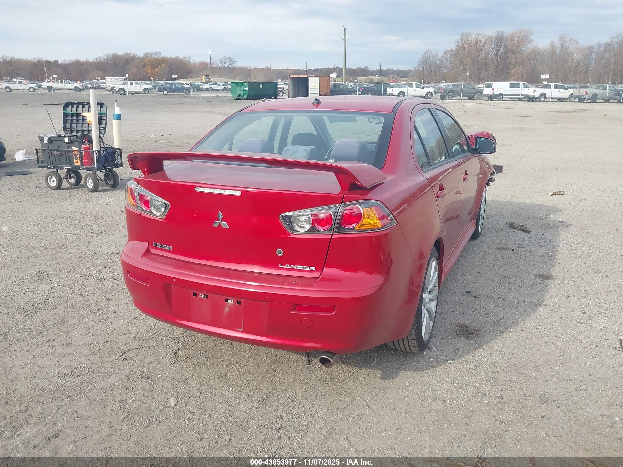 MITSUBISHI LANCER image 4