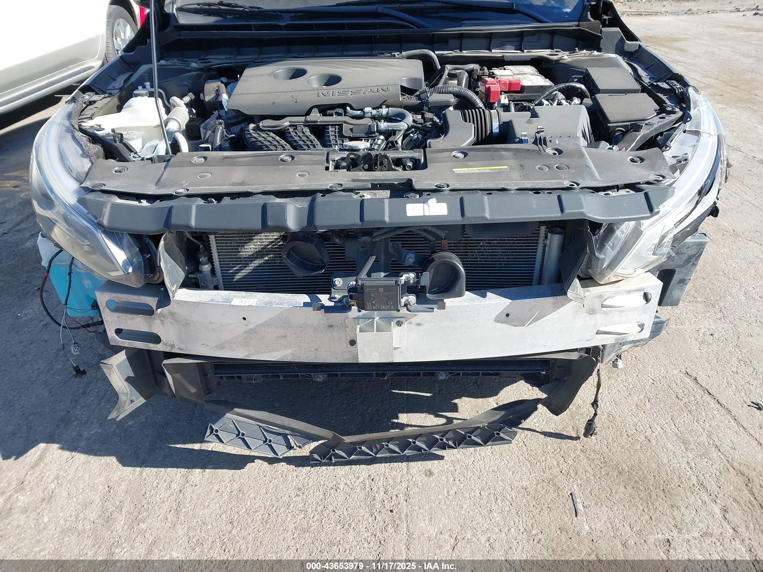 NISSAN ALTIMA image 6