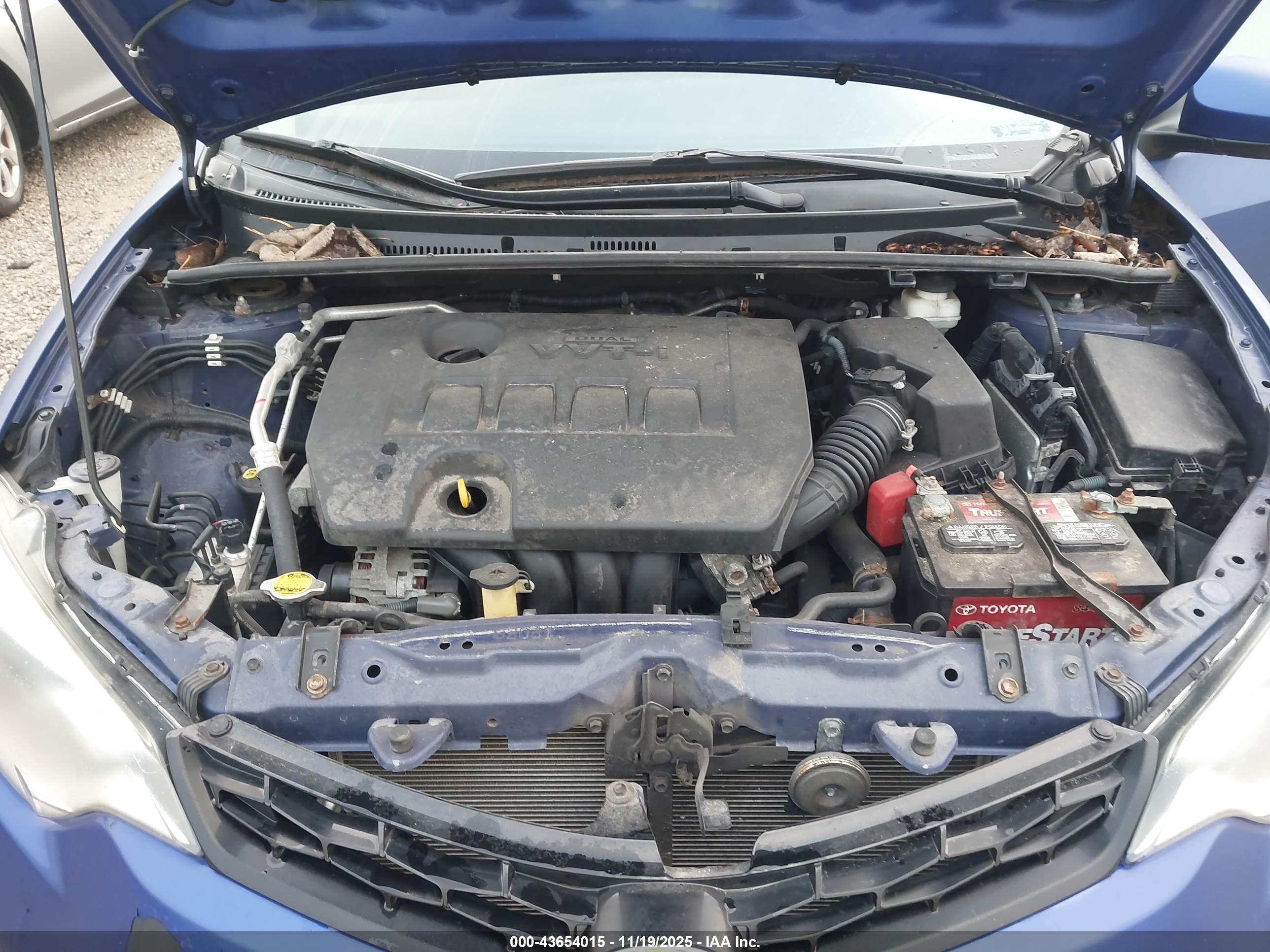 TOYOTA COROLLA image 10