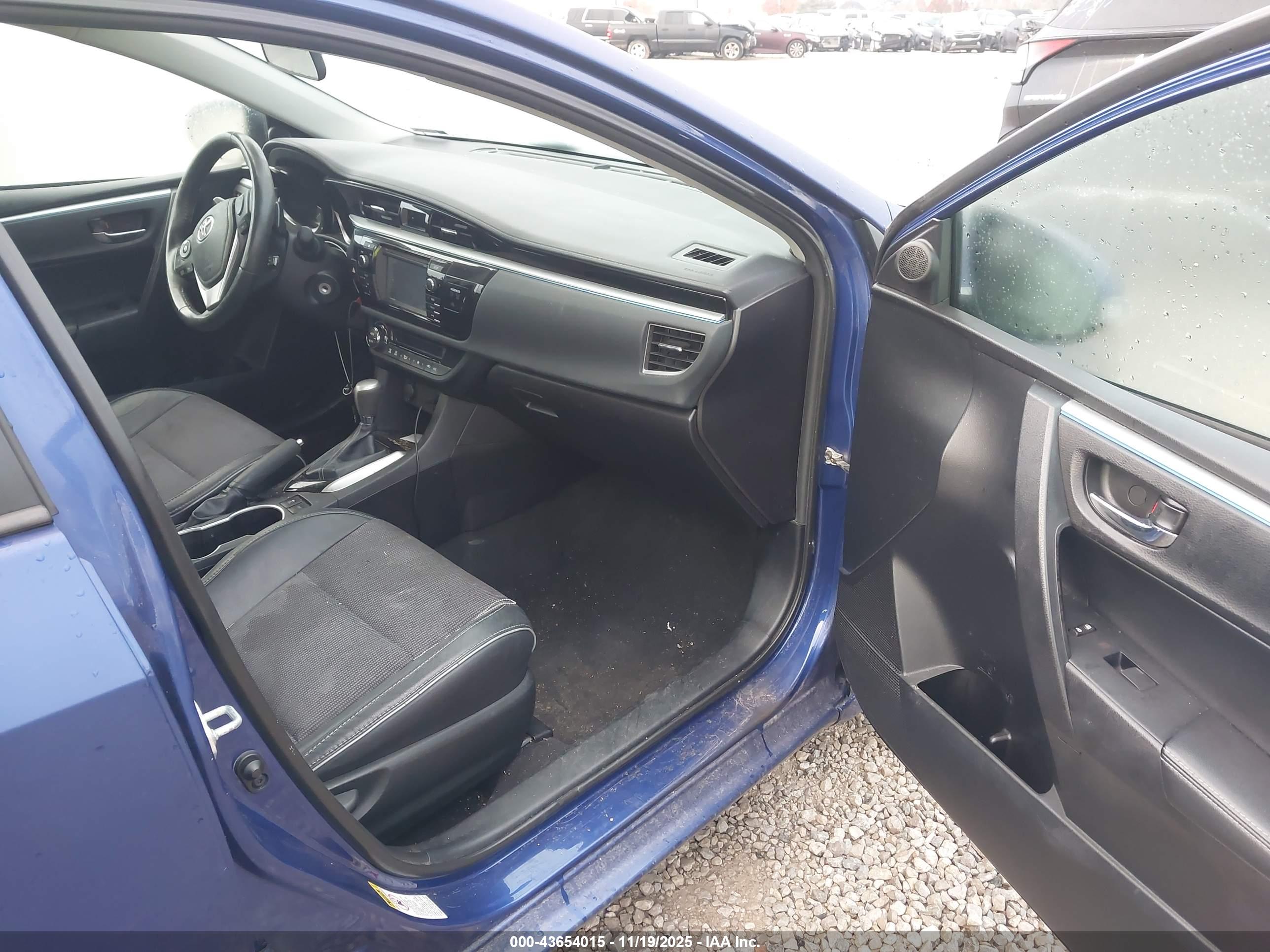 TOYOTA COROLLA image 5