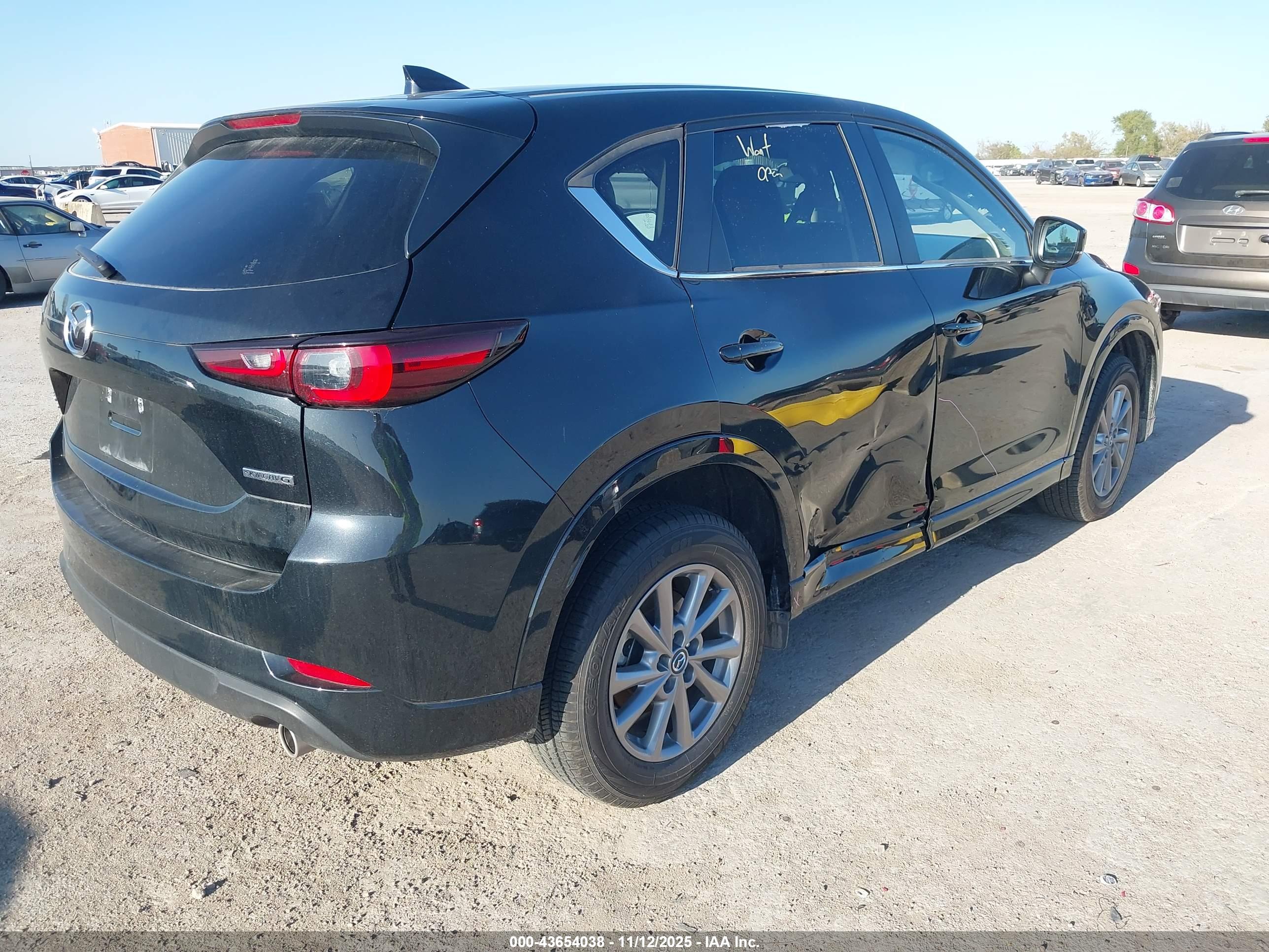 MAZDA CX-5 image 4