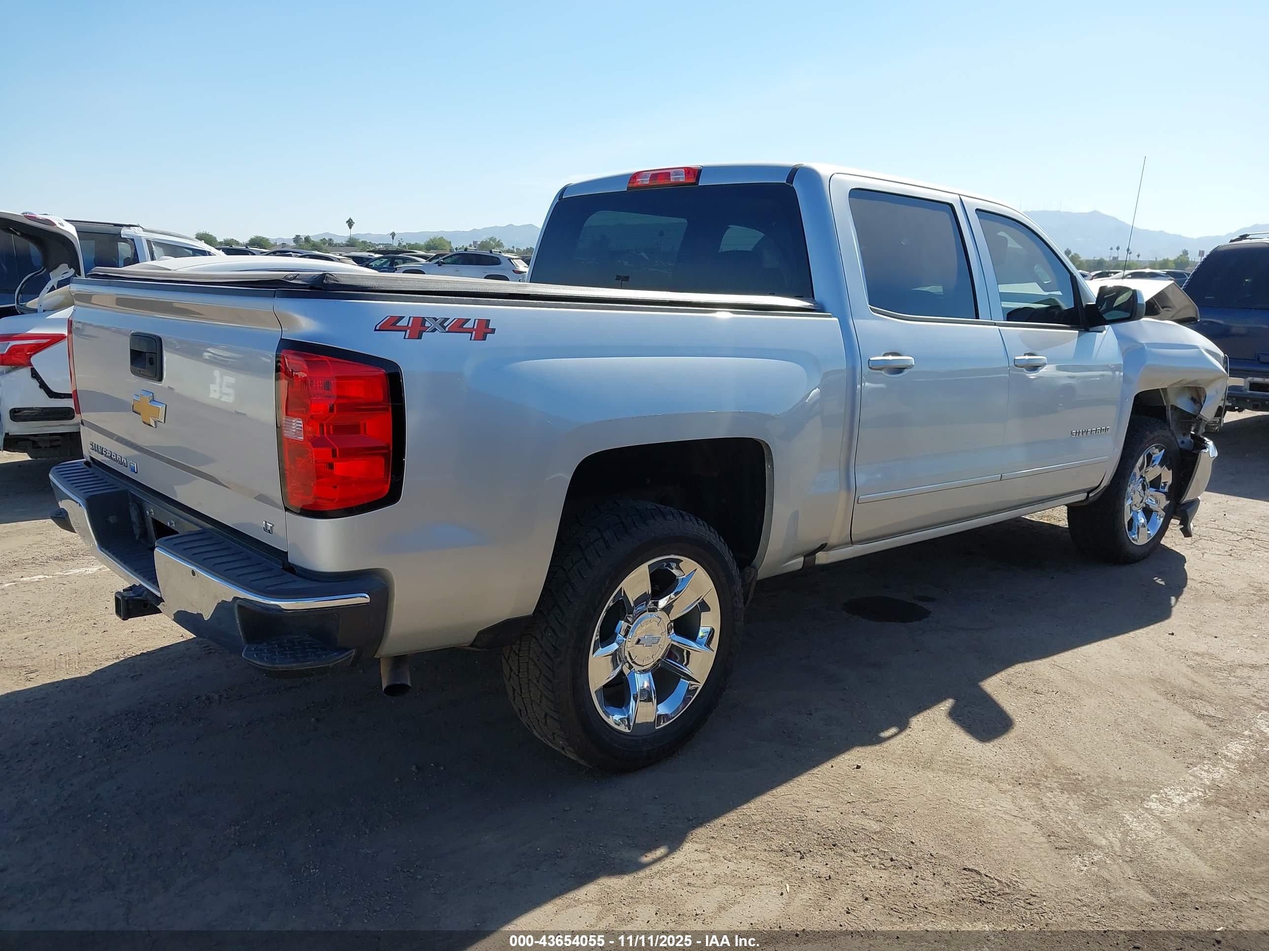 CHEVROLET SILVERADO image 4