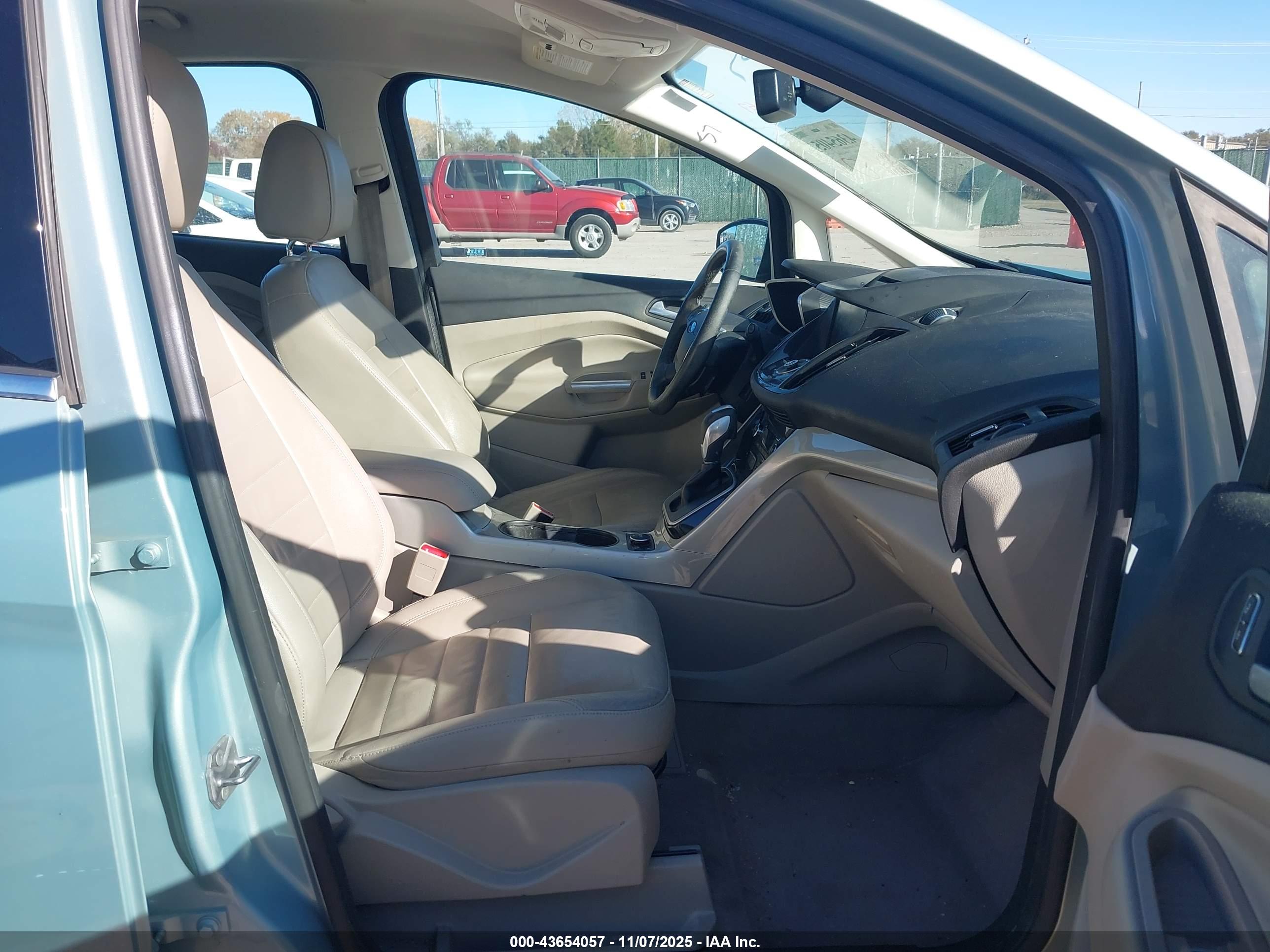 FORD C-MAX image 5