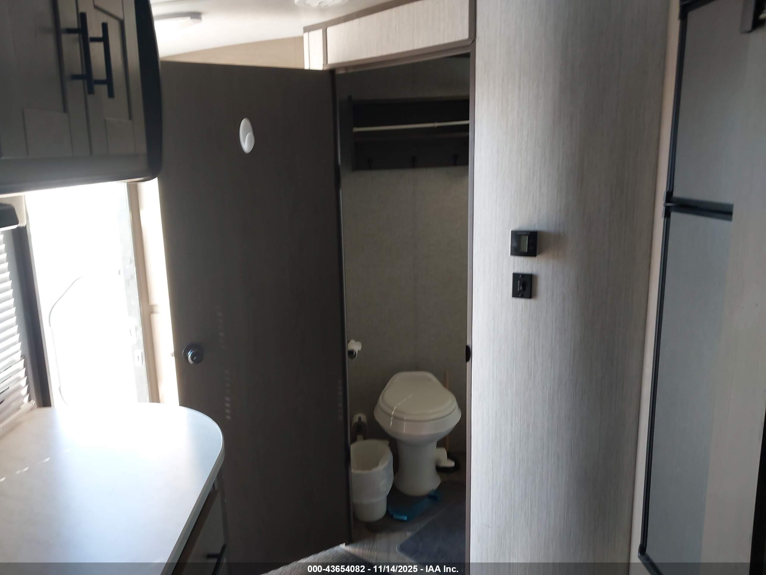 HEARTLAND RV image 8
