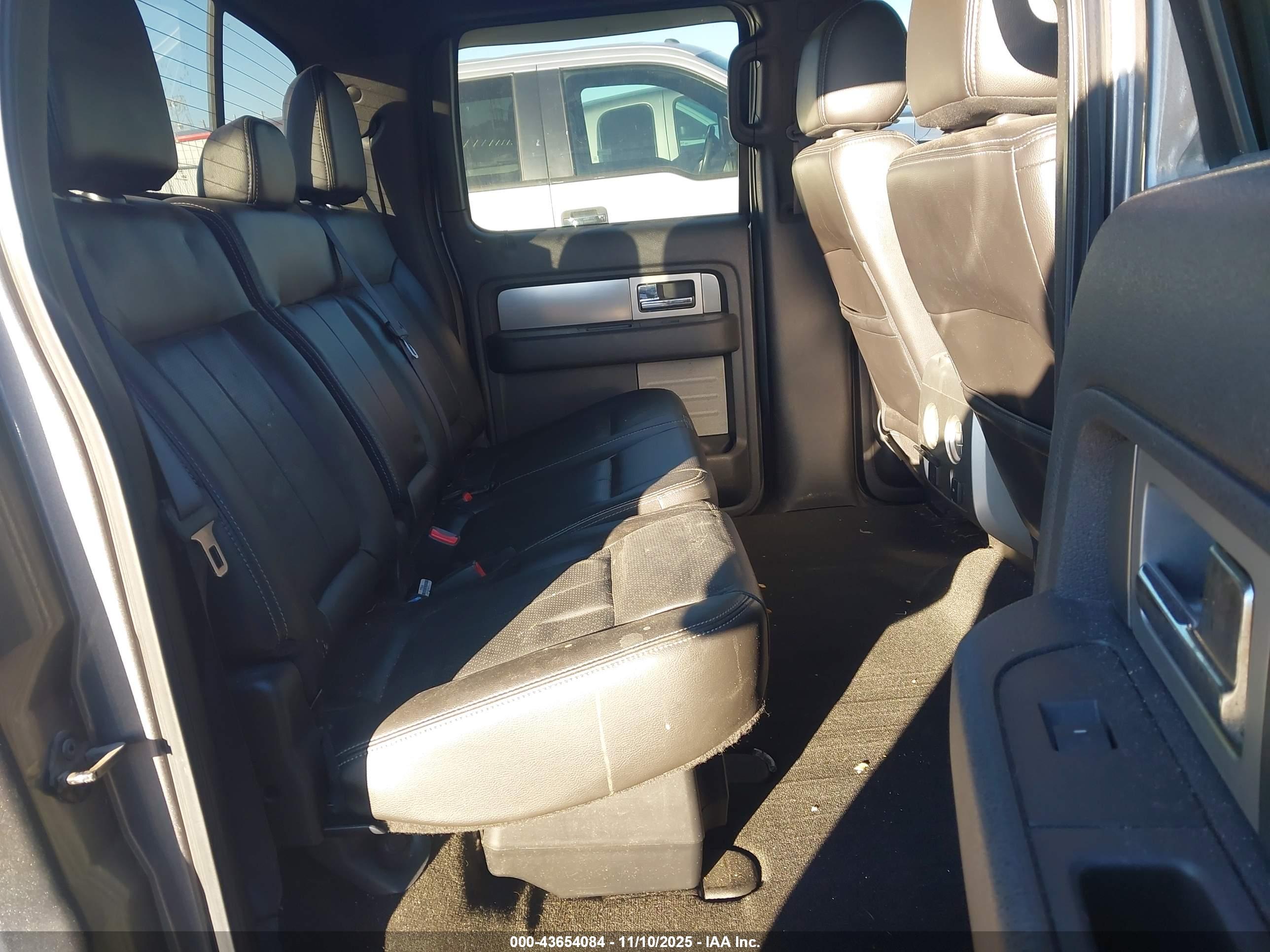 FORD F-150 image 8