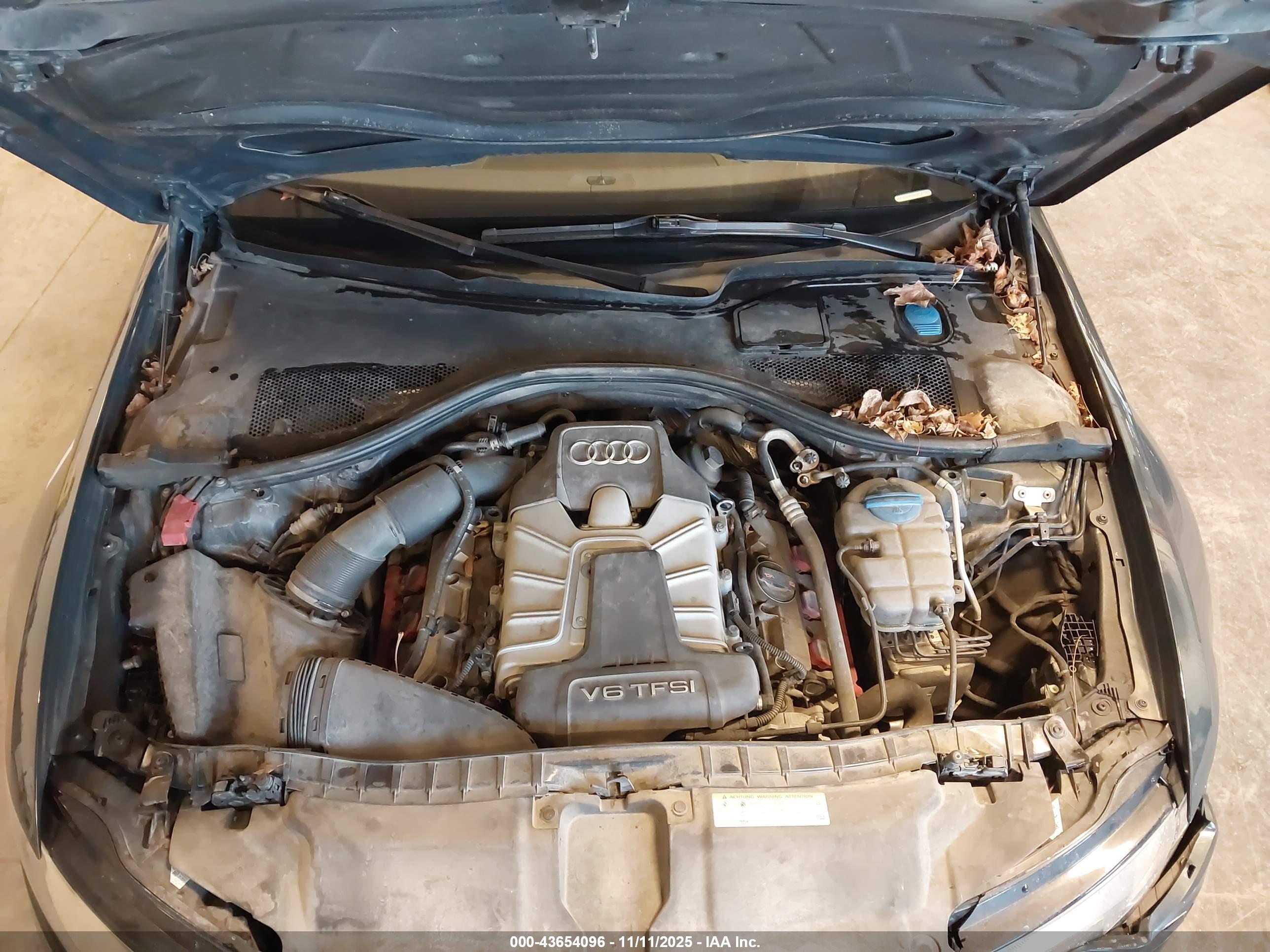 AUDI A6 image 10