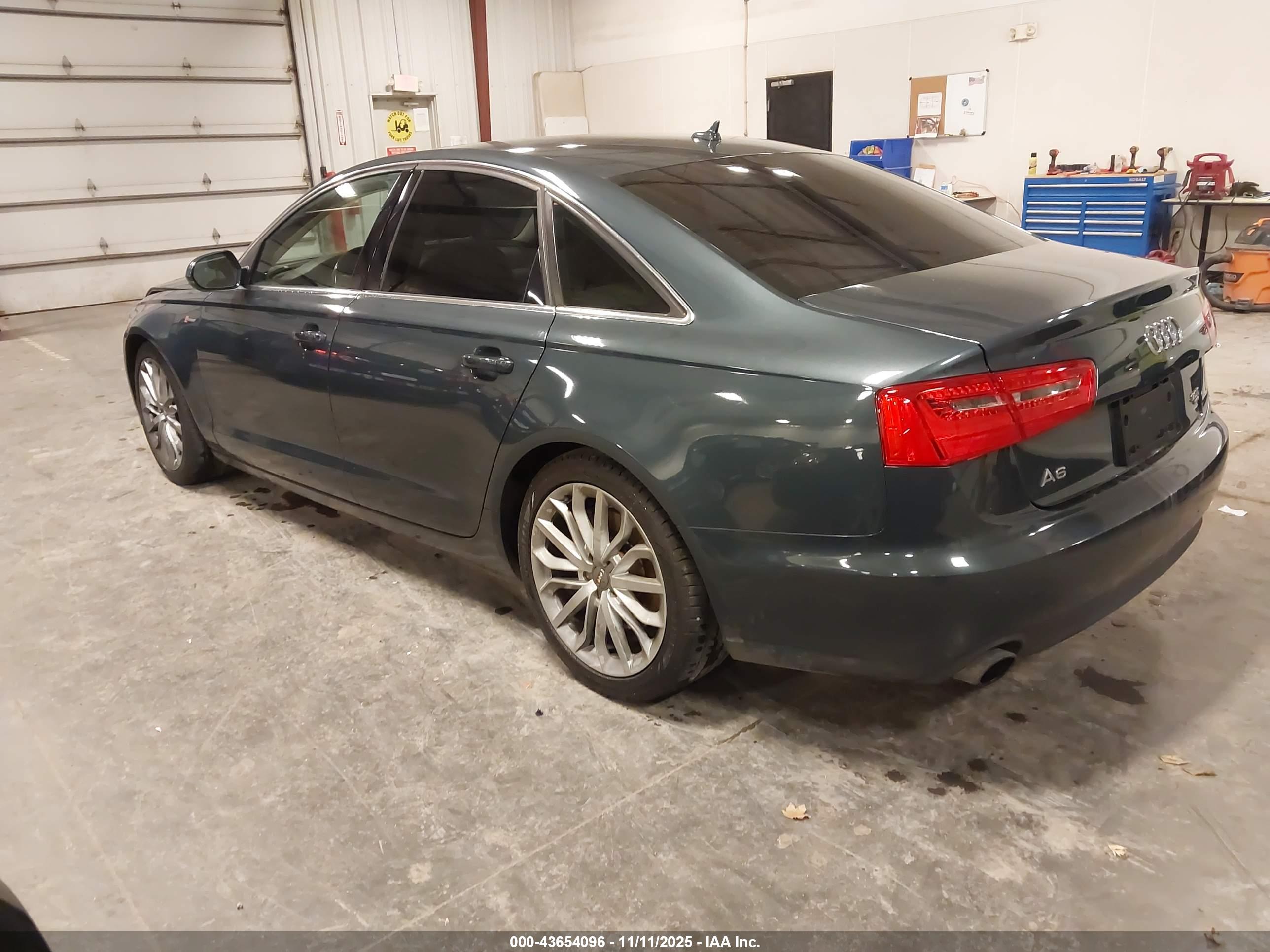 AUDI A6 image 3