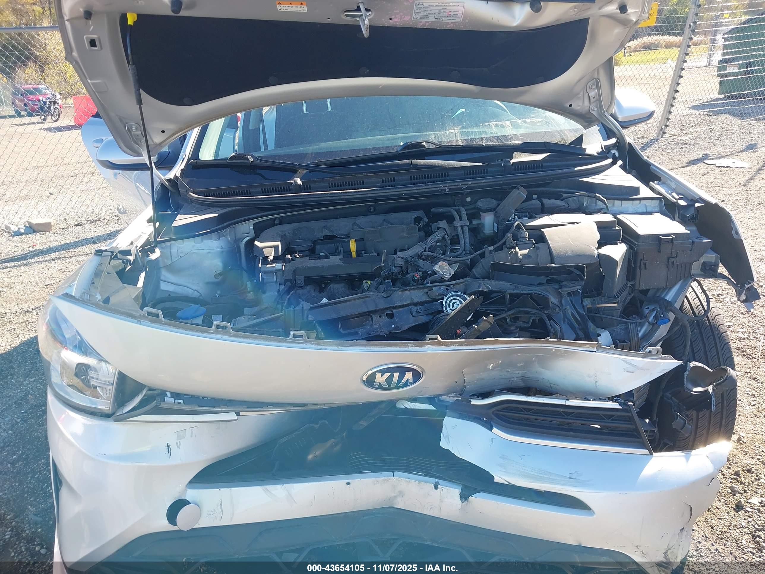 KIA RIO image 10