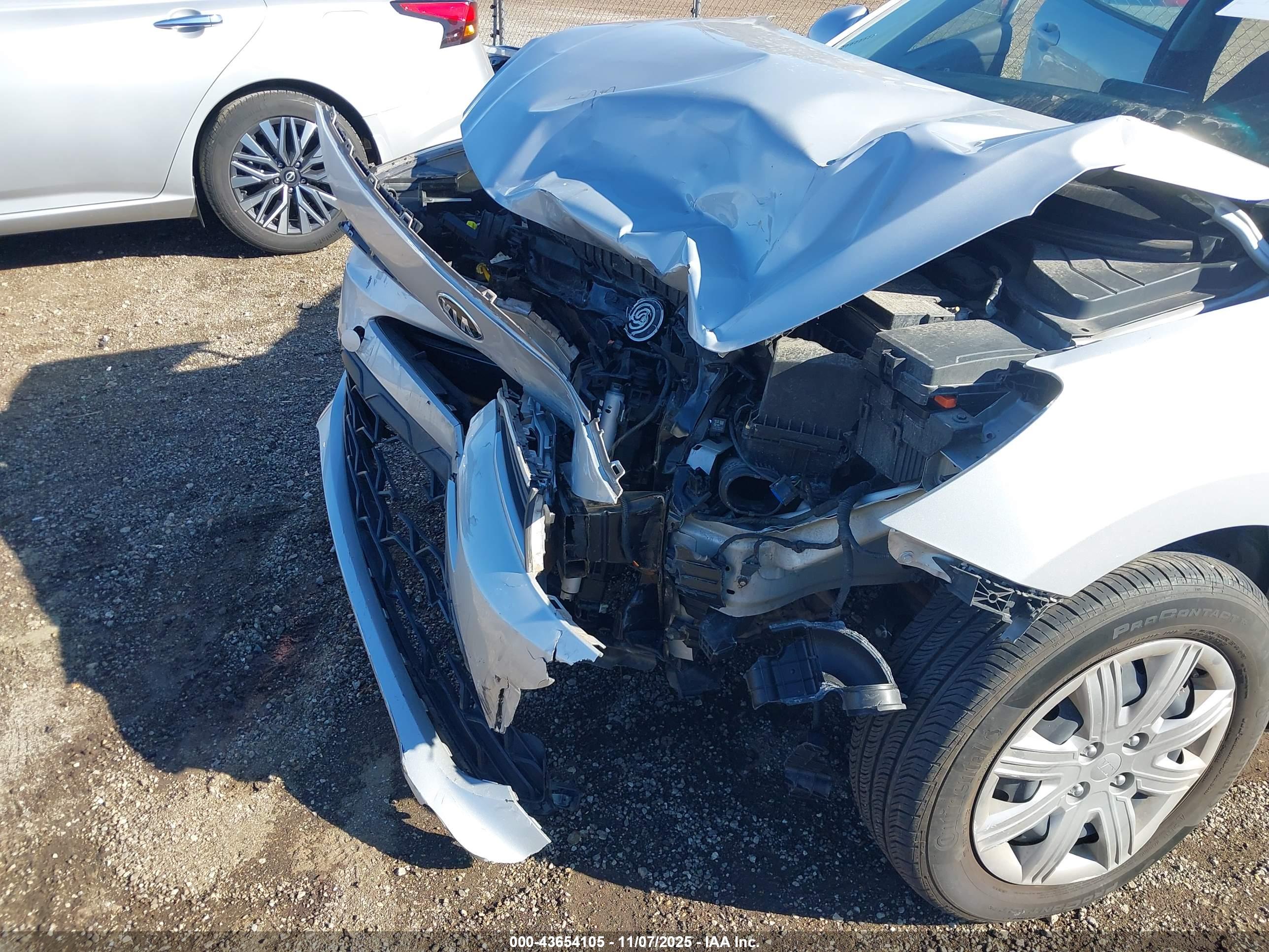 KIA RIO image 6