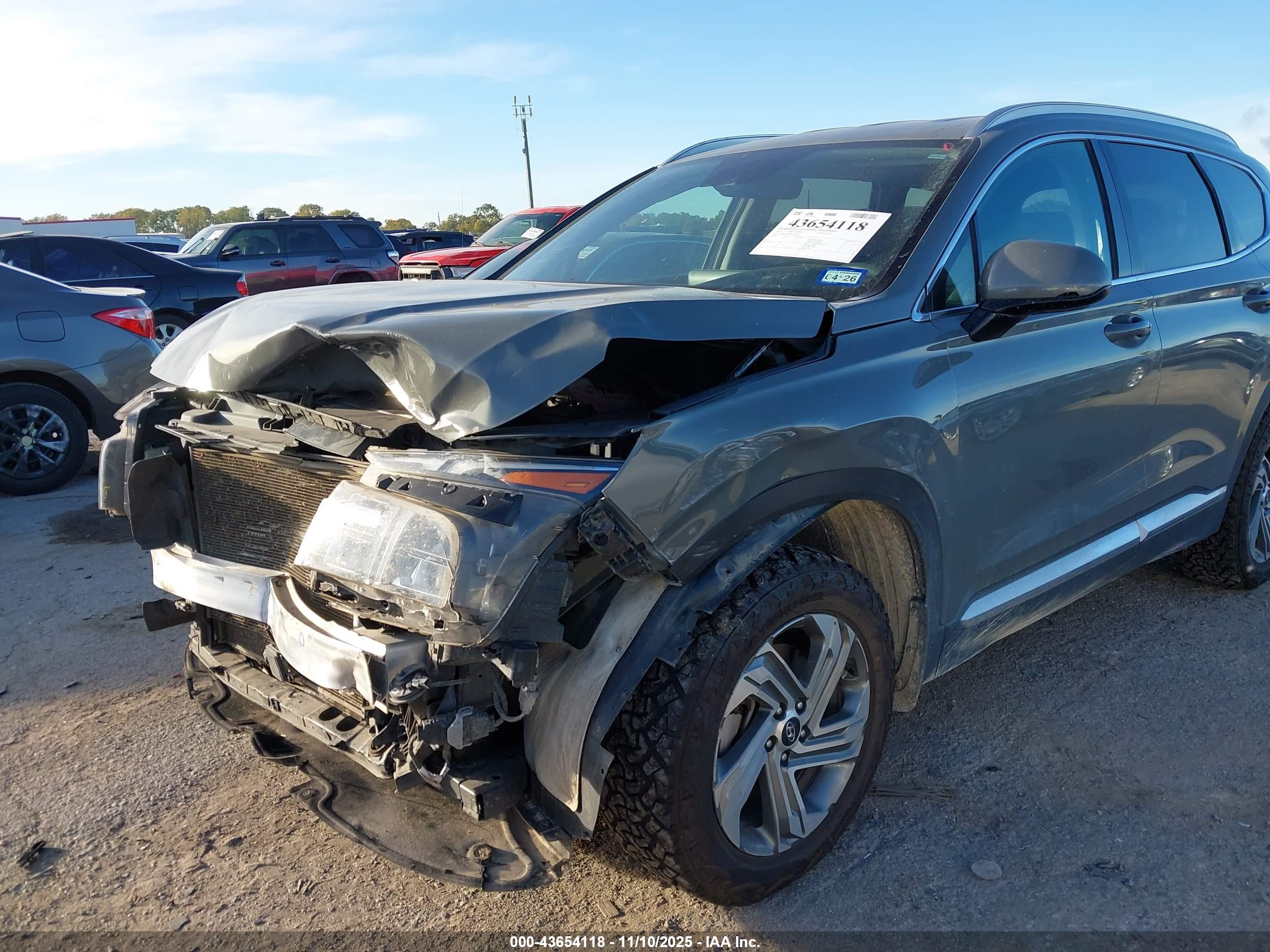HYUNDAI SANTA image 6