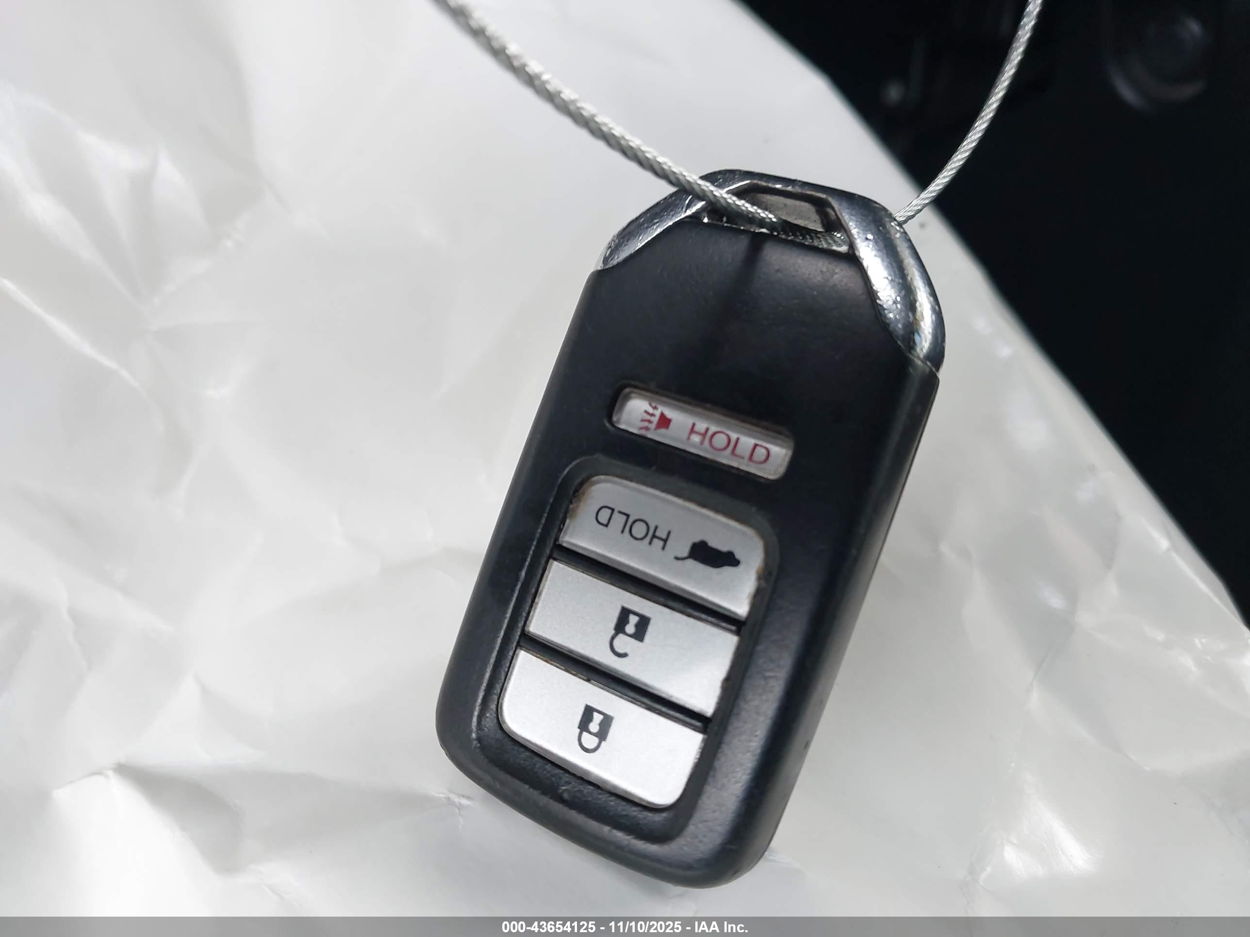 HONDA CR-V image 11