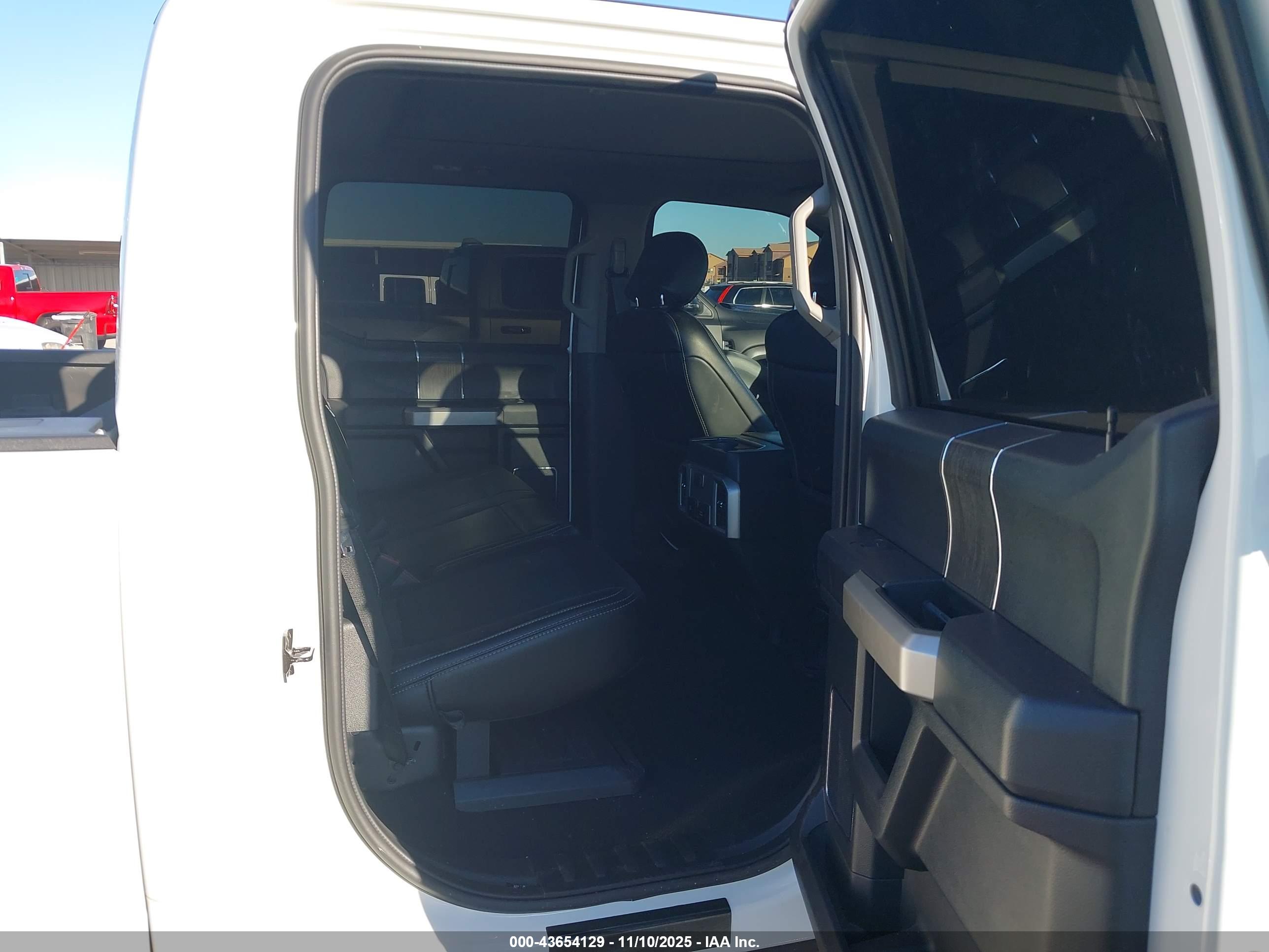 FORD F-250 image 8