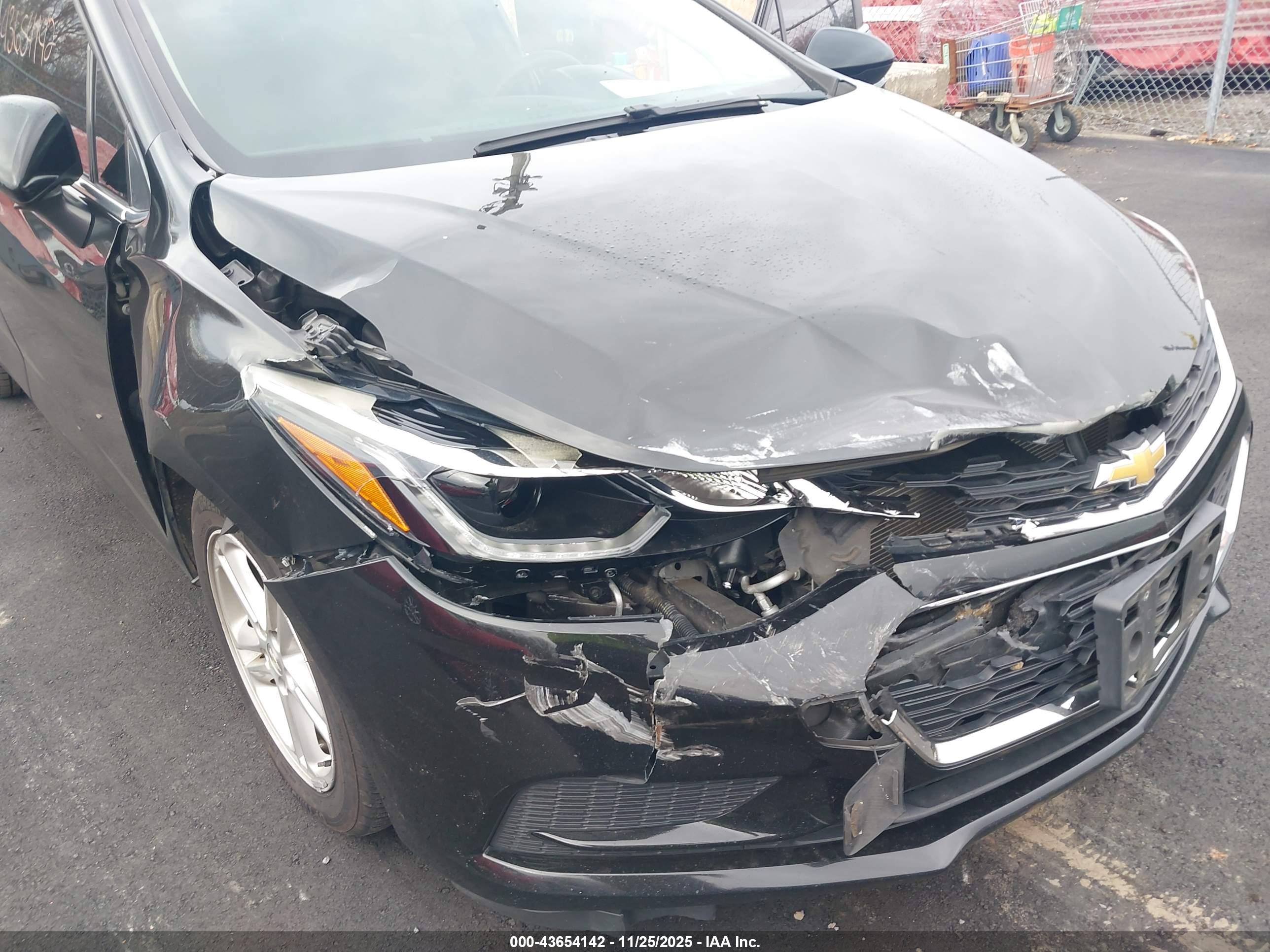 CHEVROLET CRUZE image 6