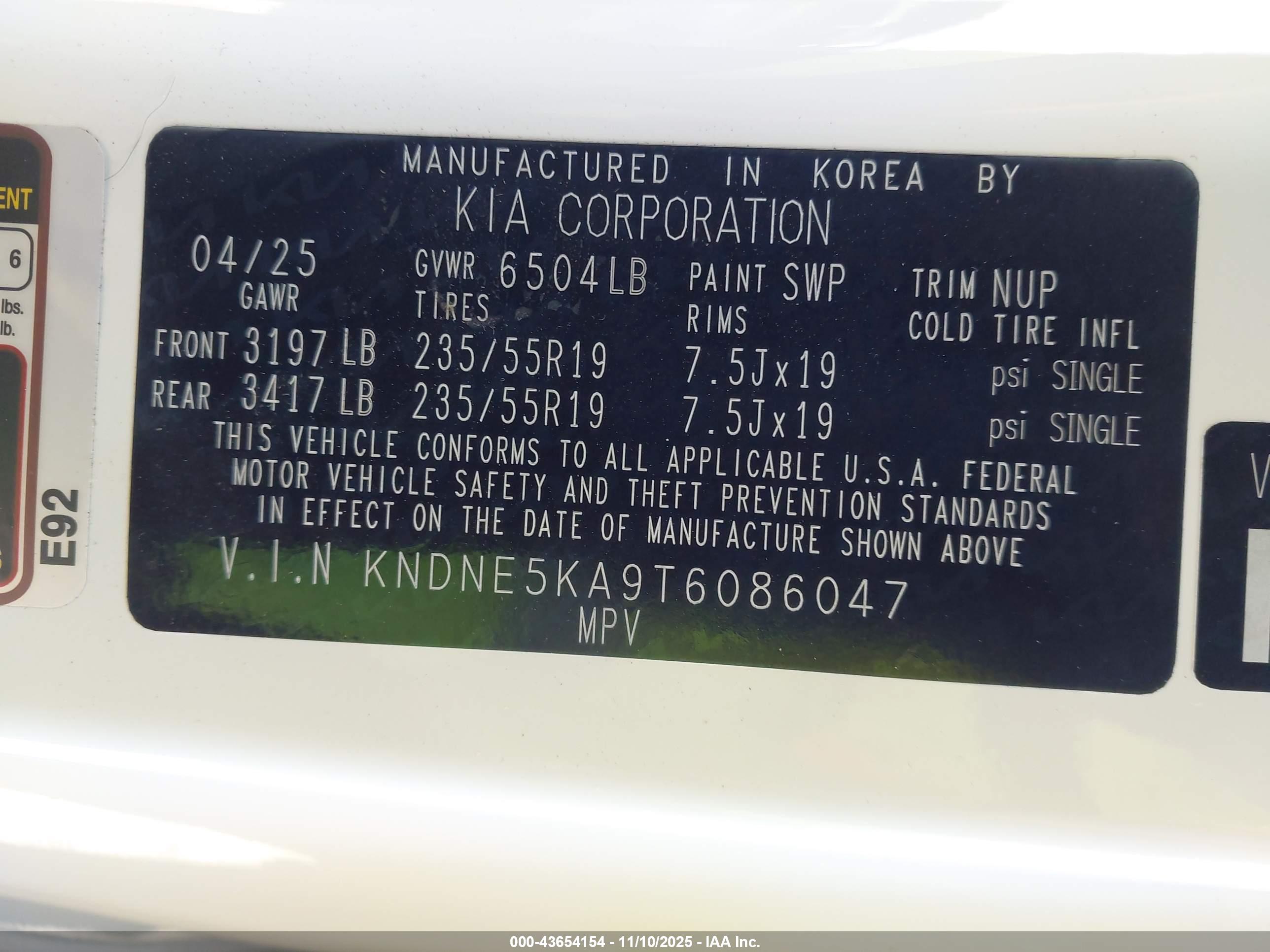 KIA CARNIVAL image 9