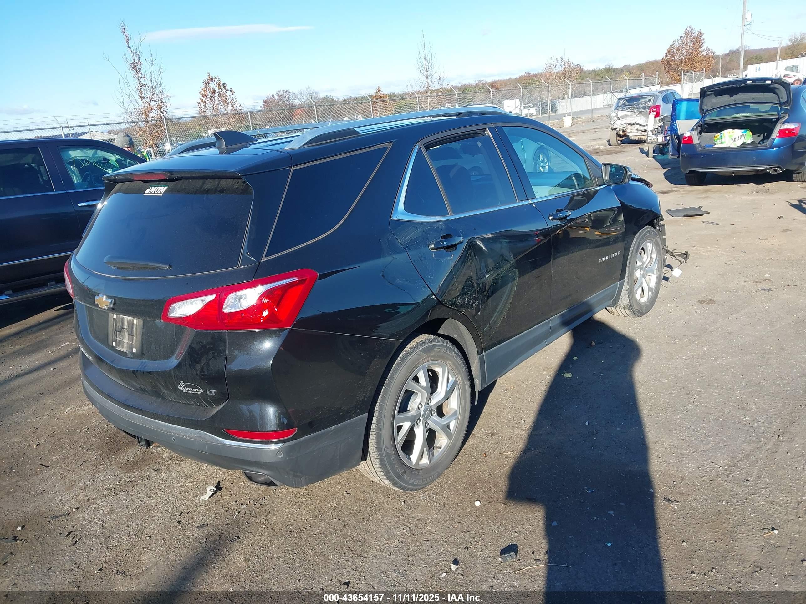 CHEVROLET EQUINOX image 4