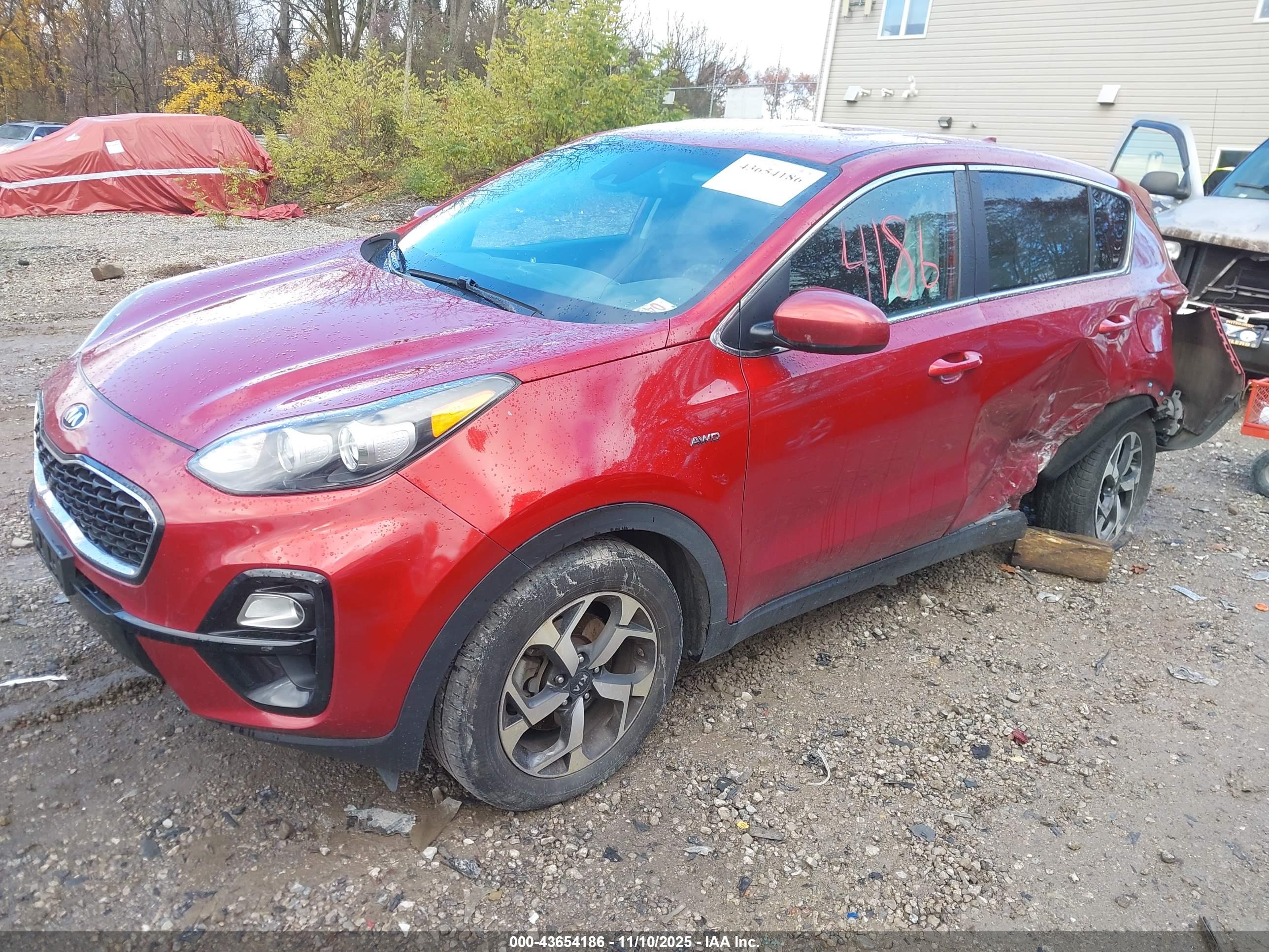 KIA SPORTAGE image 2