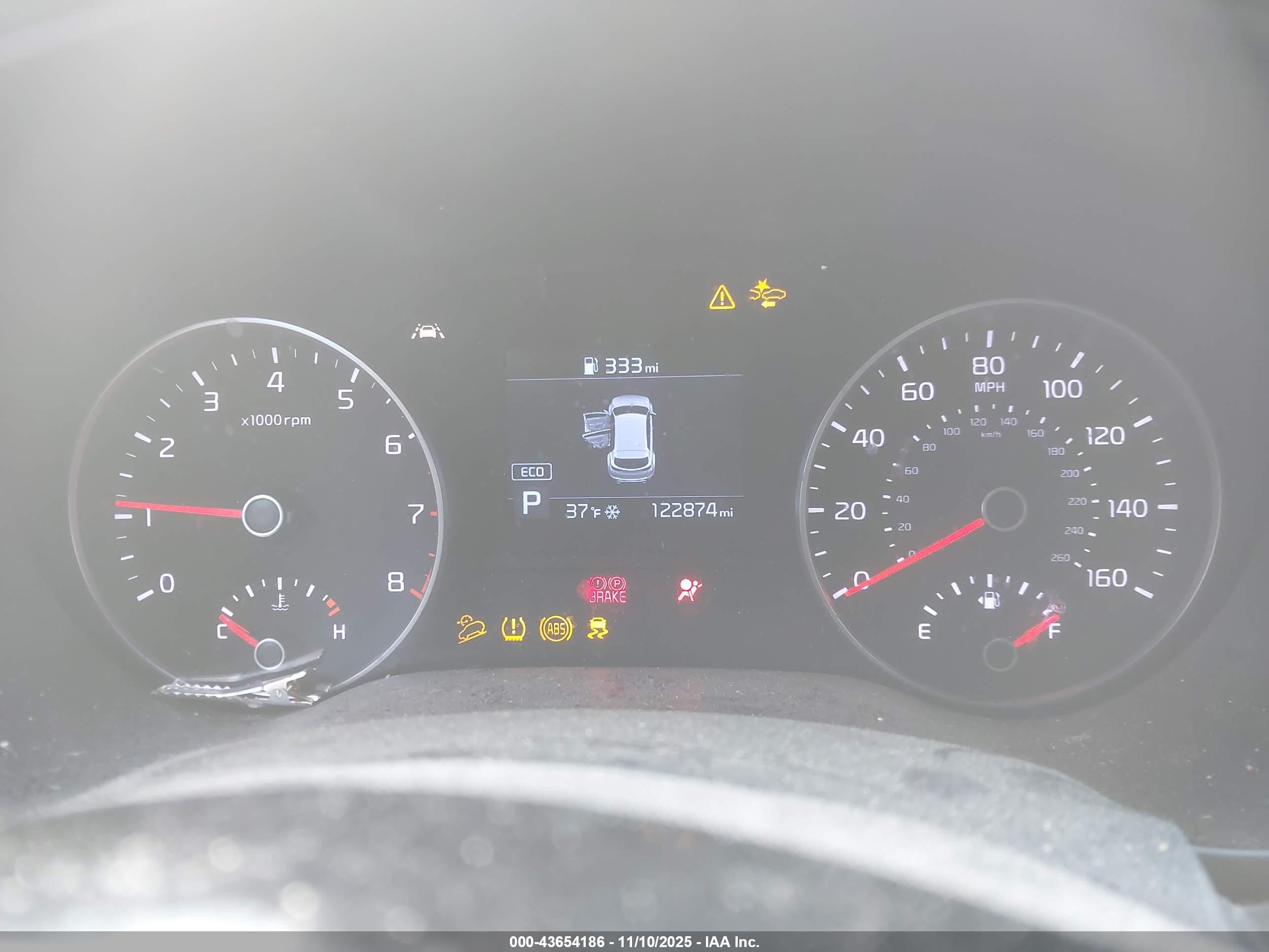 KIA SPORTAGE image 7
