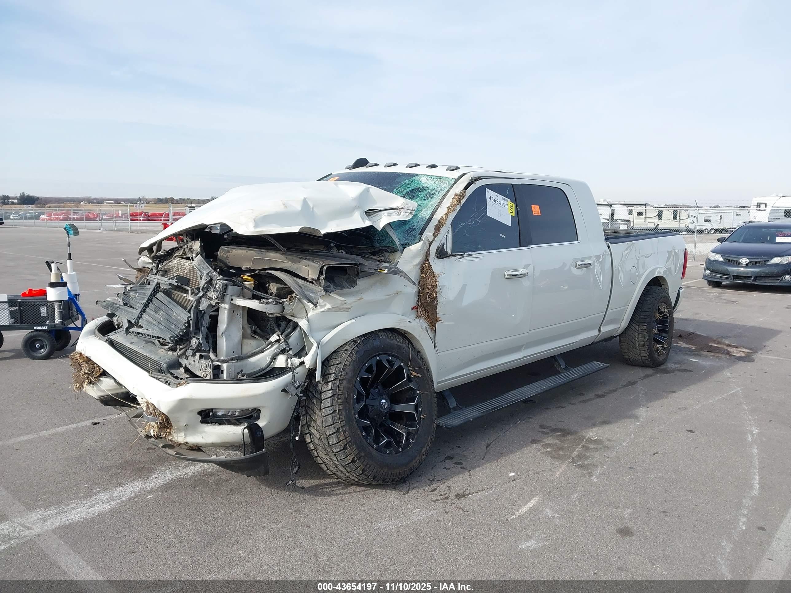 RAM 2500 image 2
