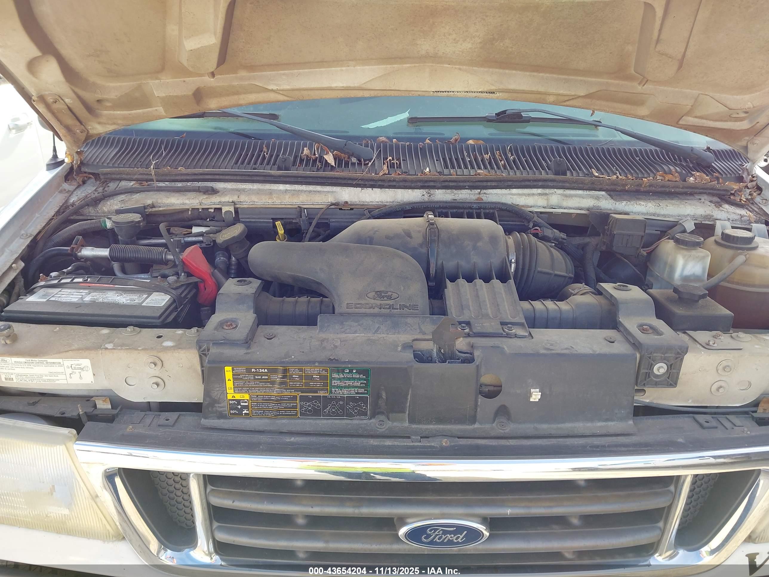 FORD ECONOLINE image 10