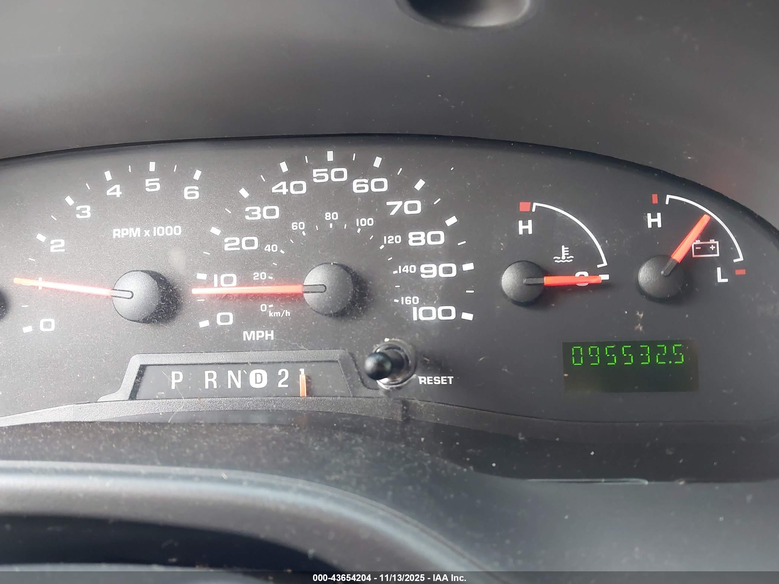 FORD ECONOLINE image 6