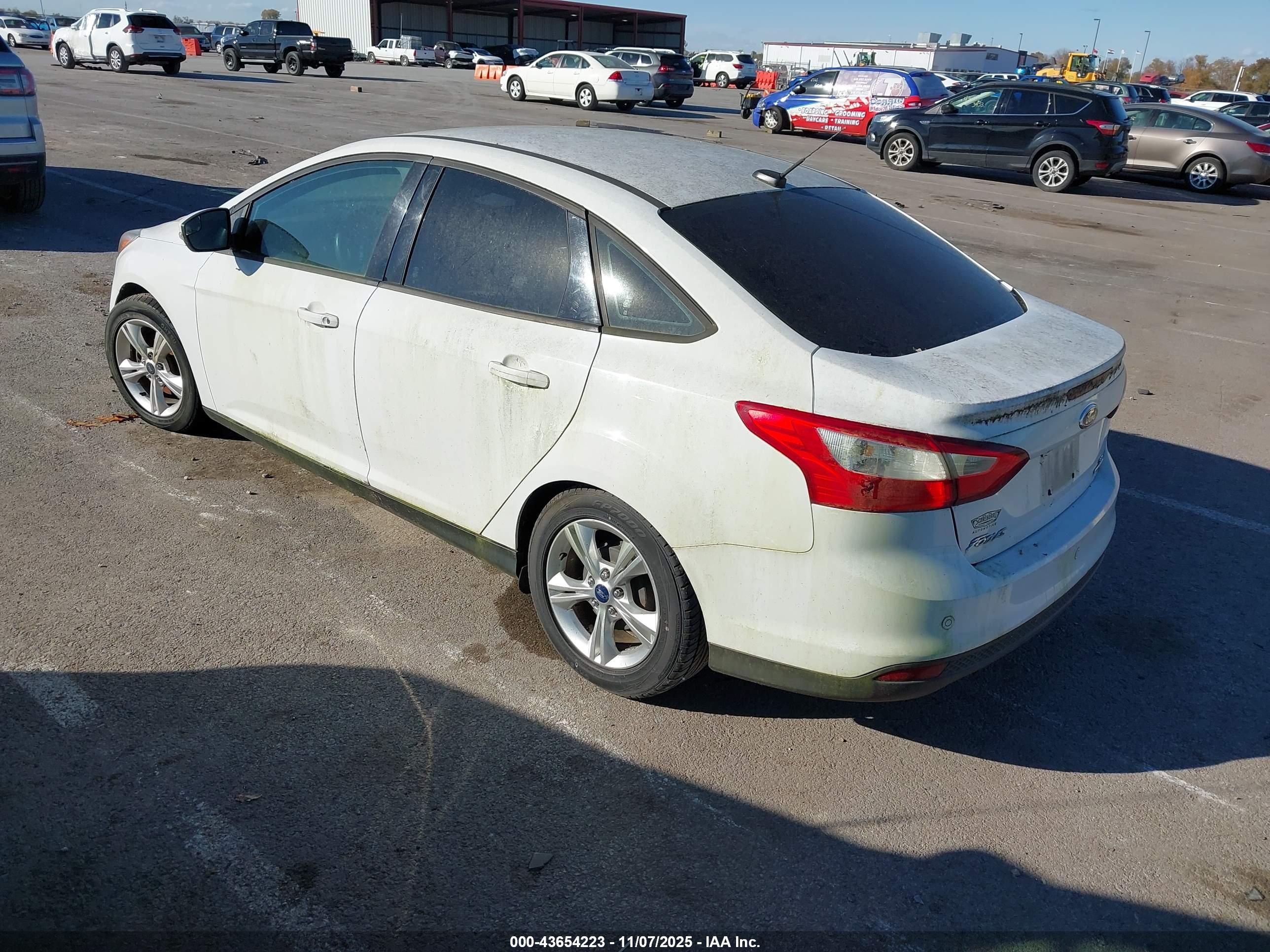 FORD FOCUS image 3