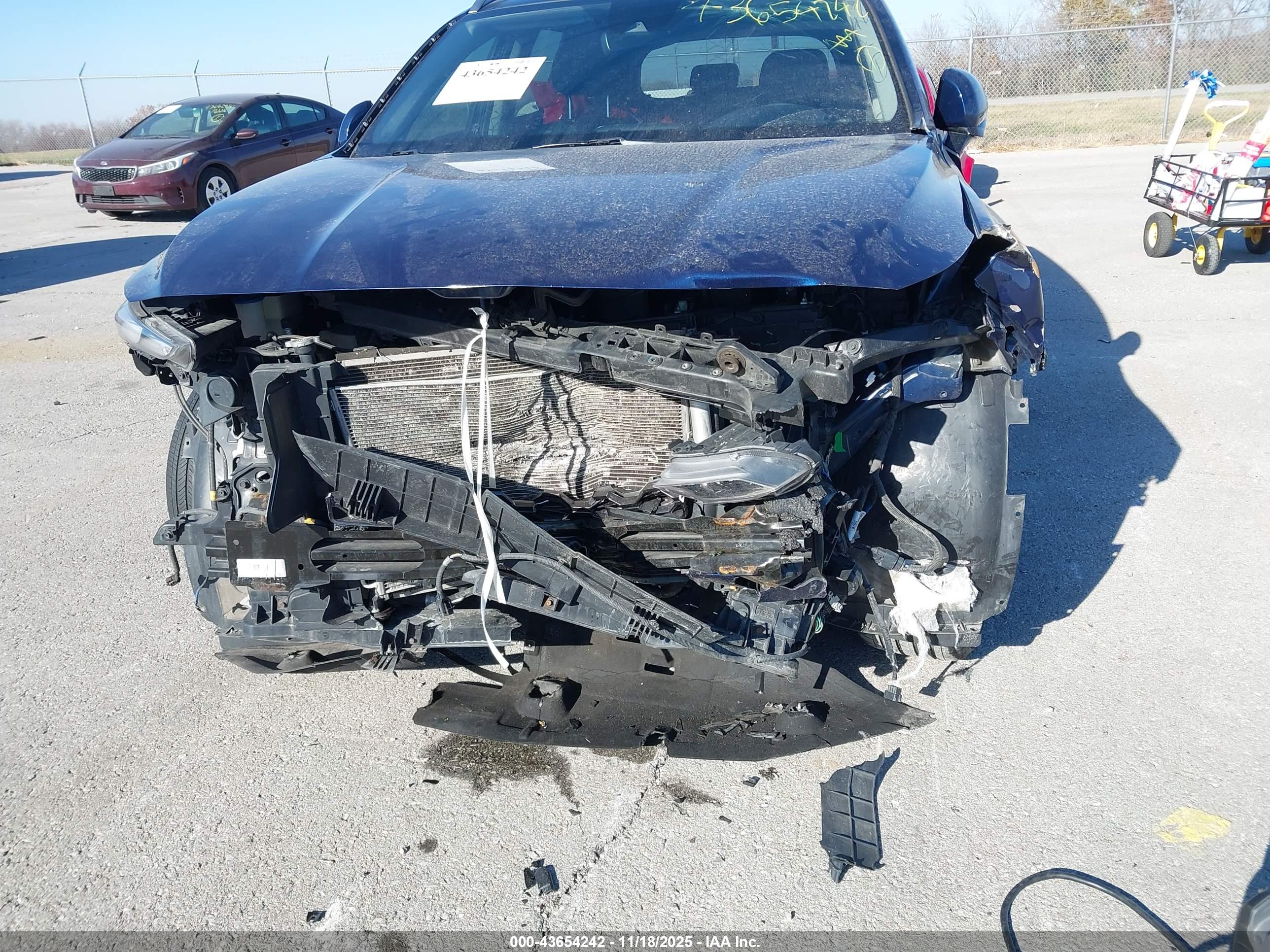 HYUNDAI SANTA image 6