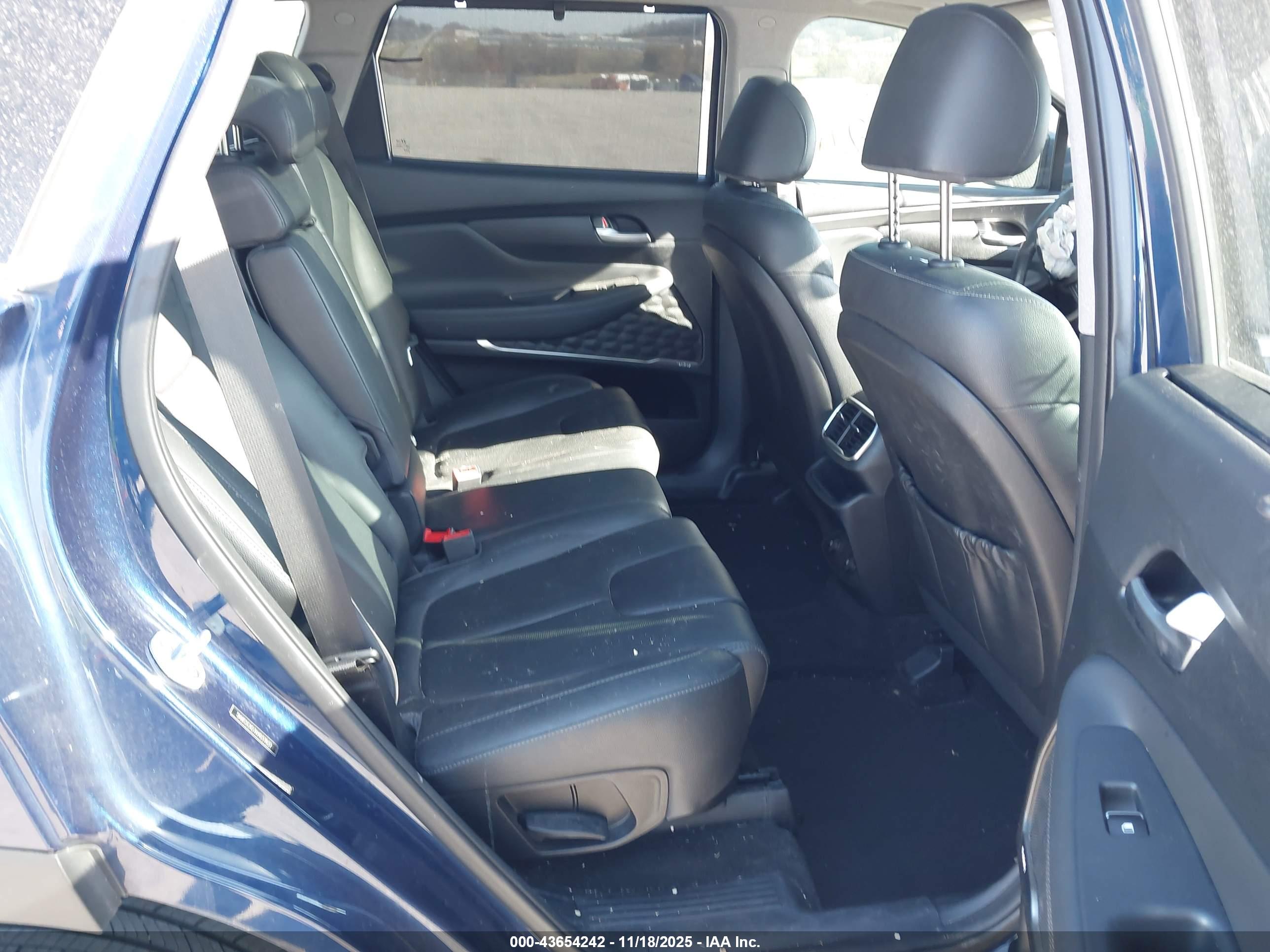 HYUNDAI SANTA image 8