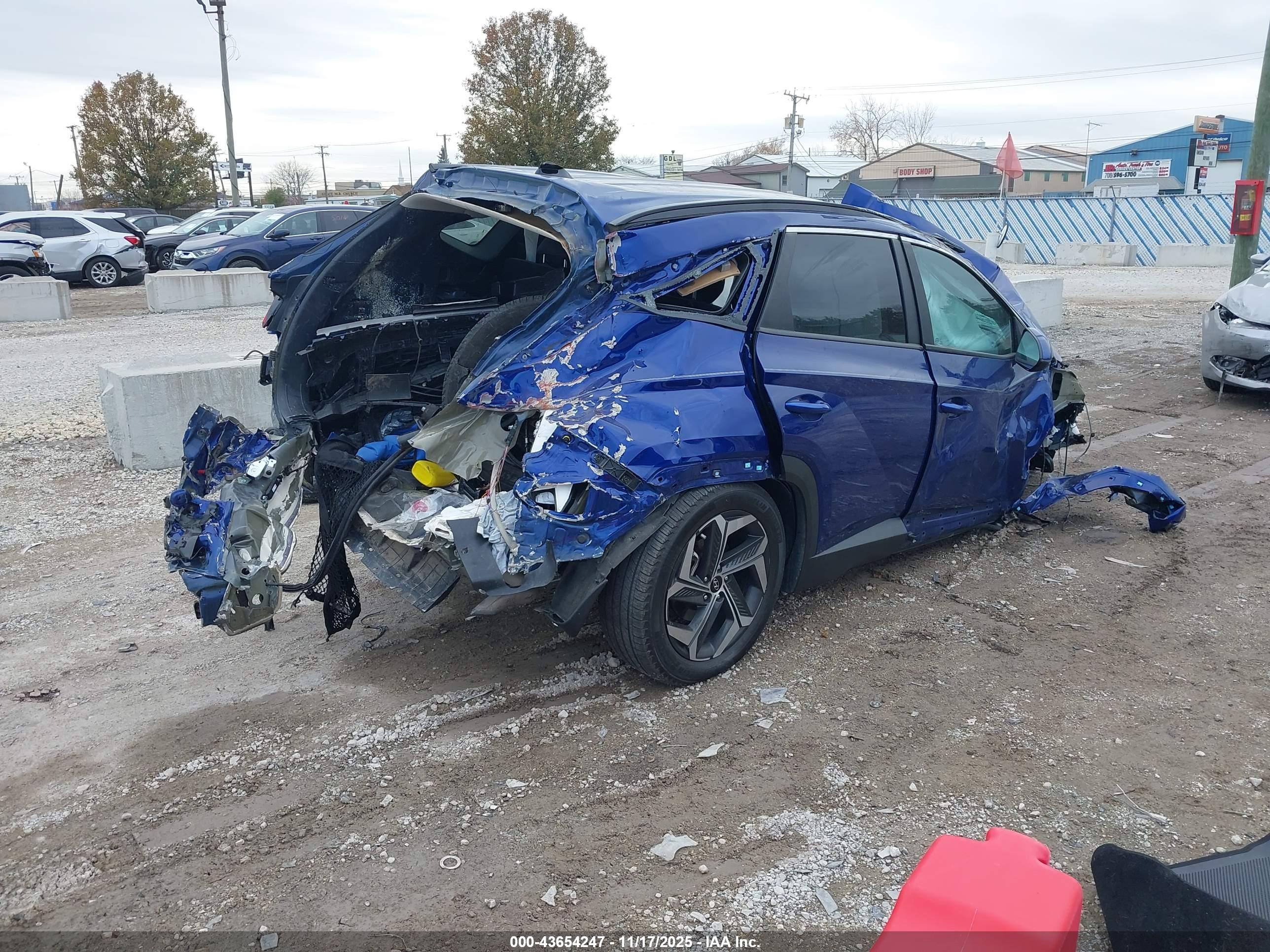 HYUNDAI TUCSON image 4