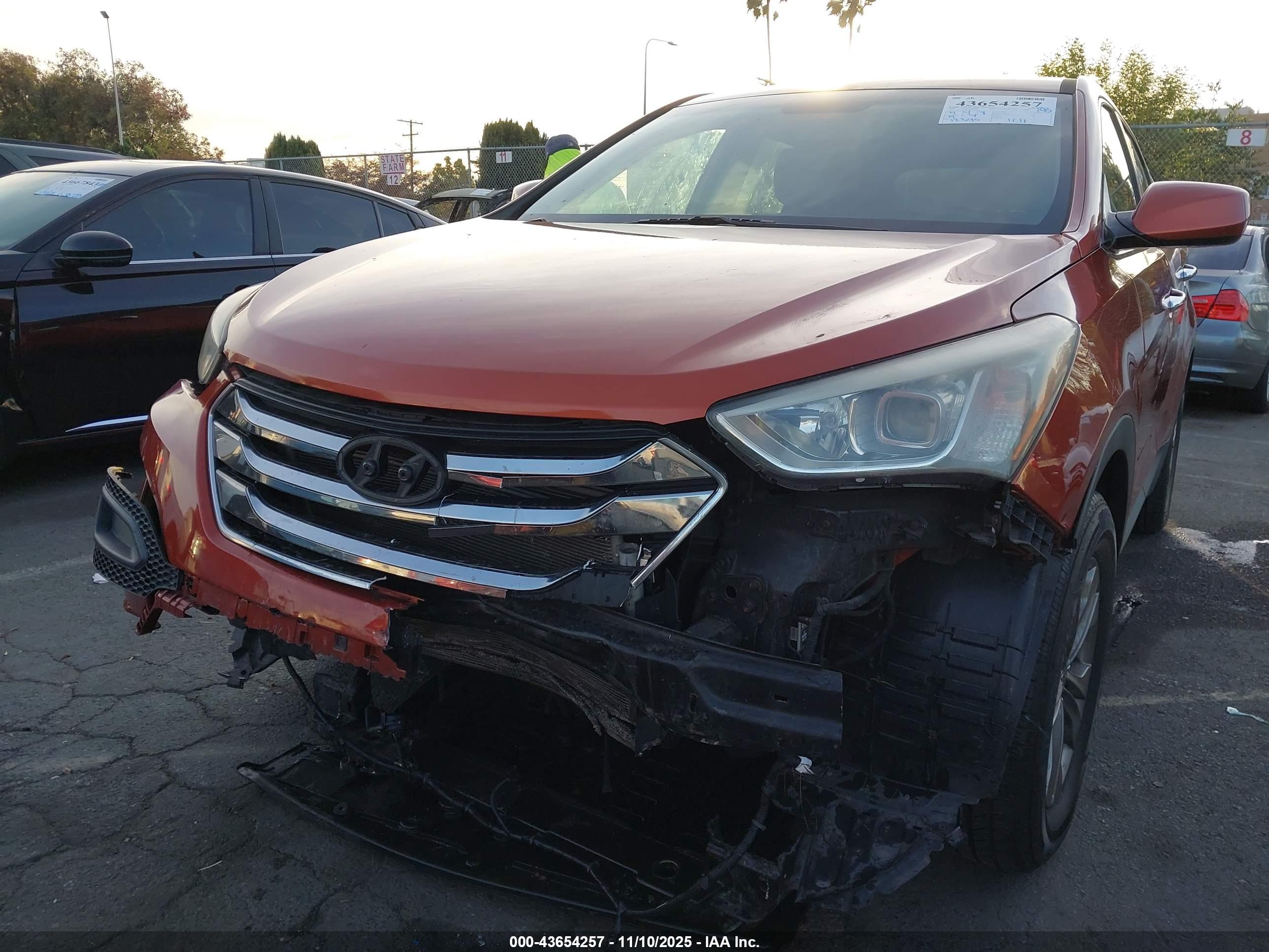 HYUNDAI SANTA image 6