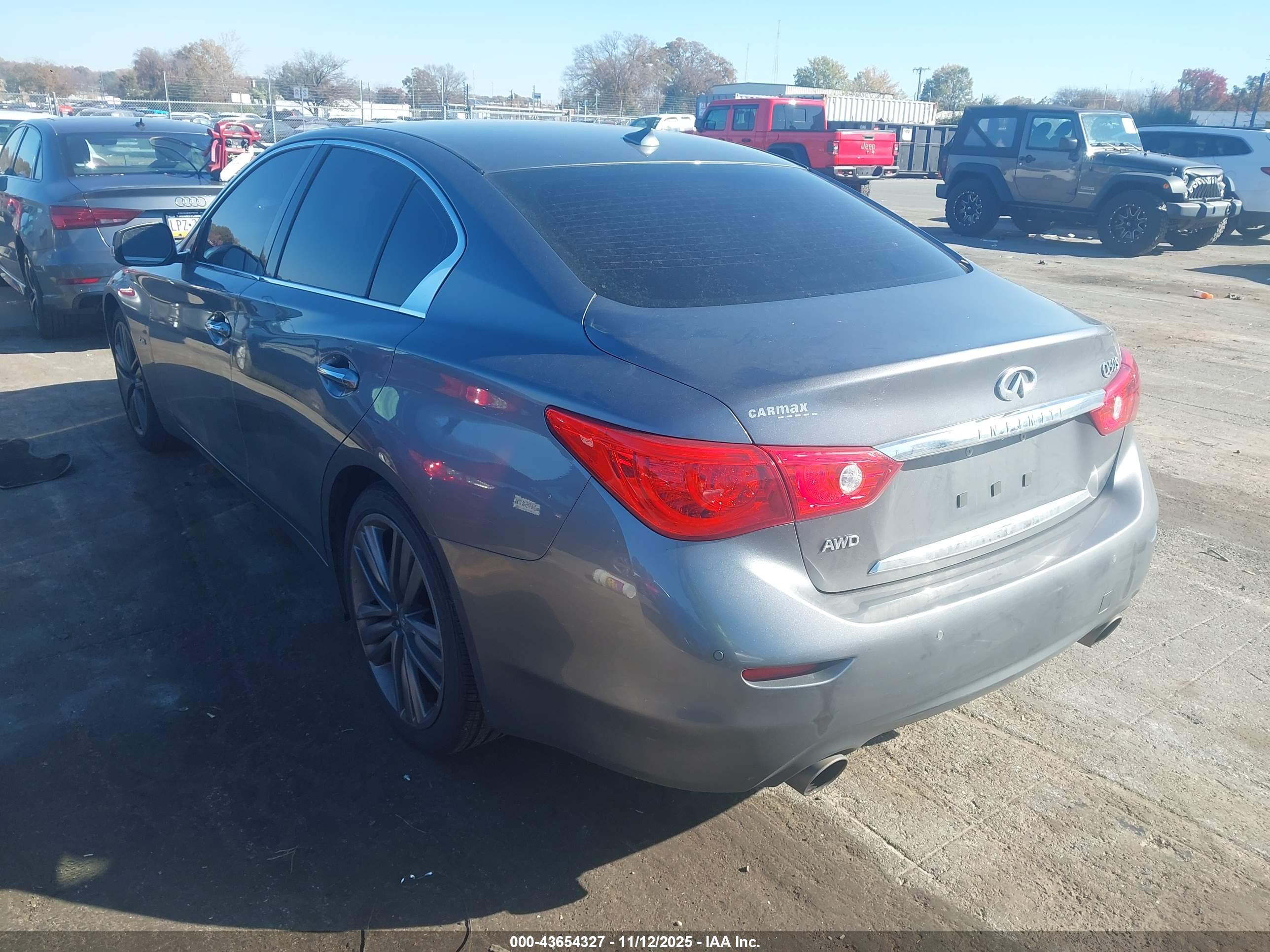 INFINITI Q50 image 3