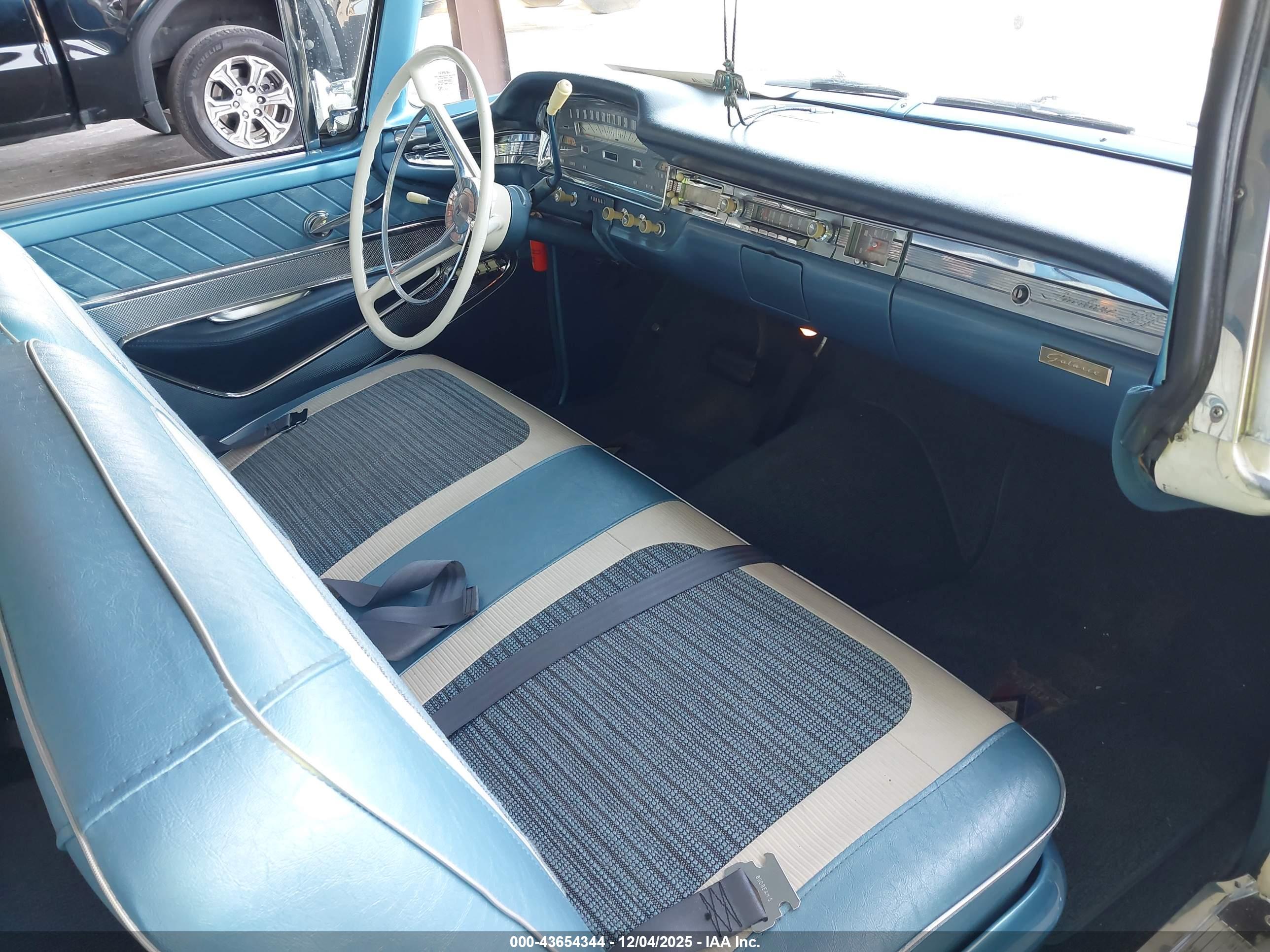 FORD GALAXIE image 5