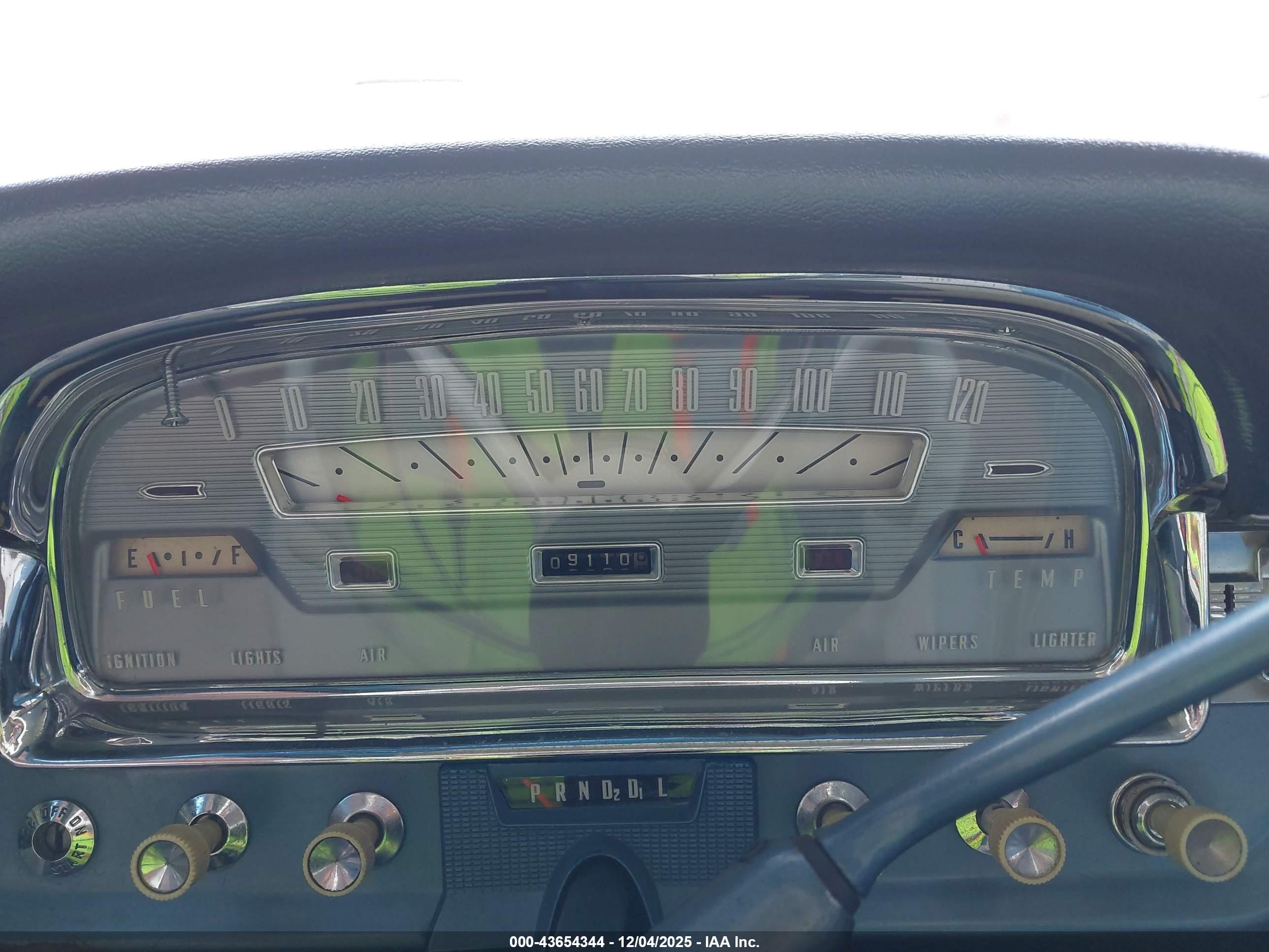 FORD GALAXIE image 7