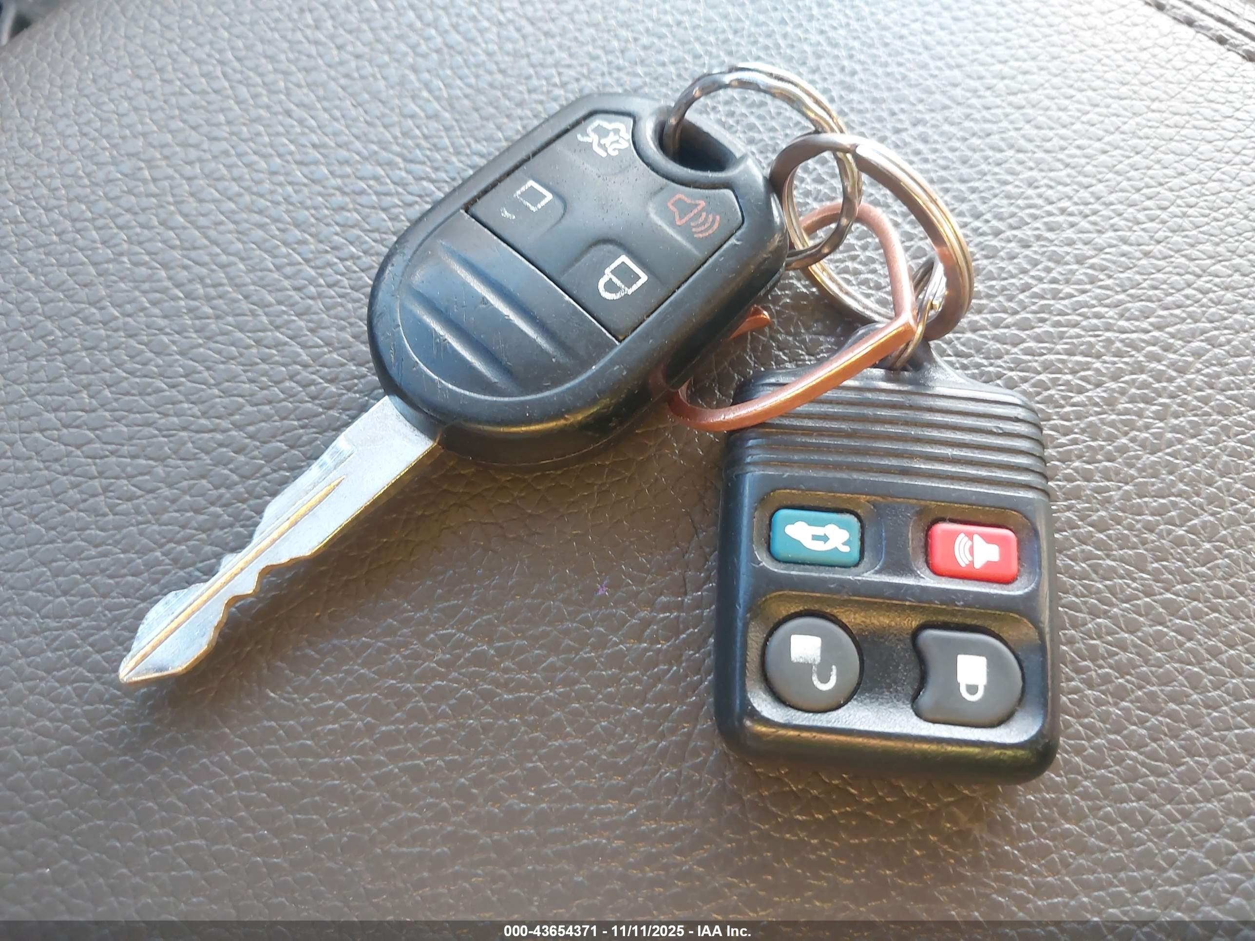 FORD EXPEDITION image 11