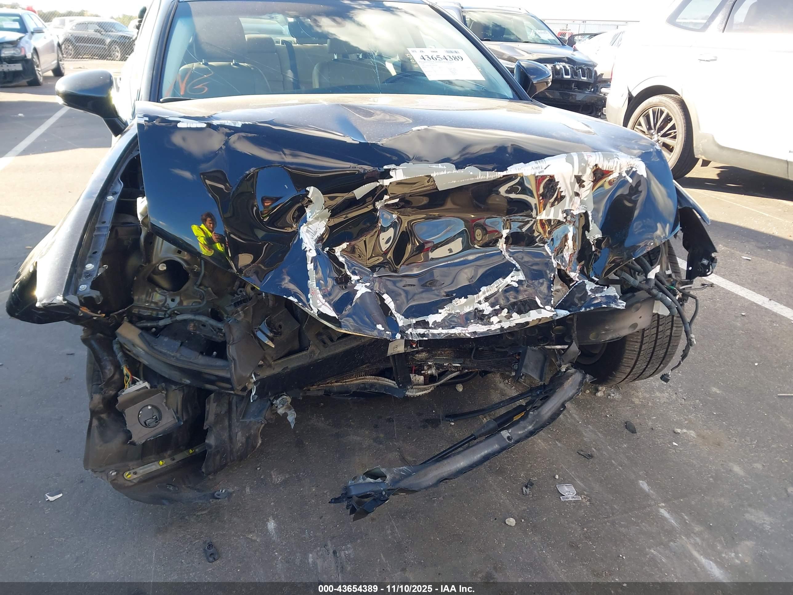 LEXUS GS image 6