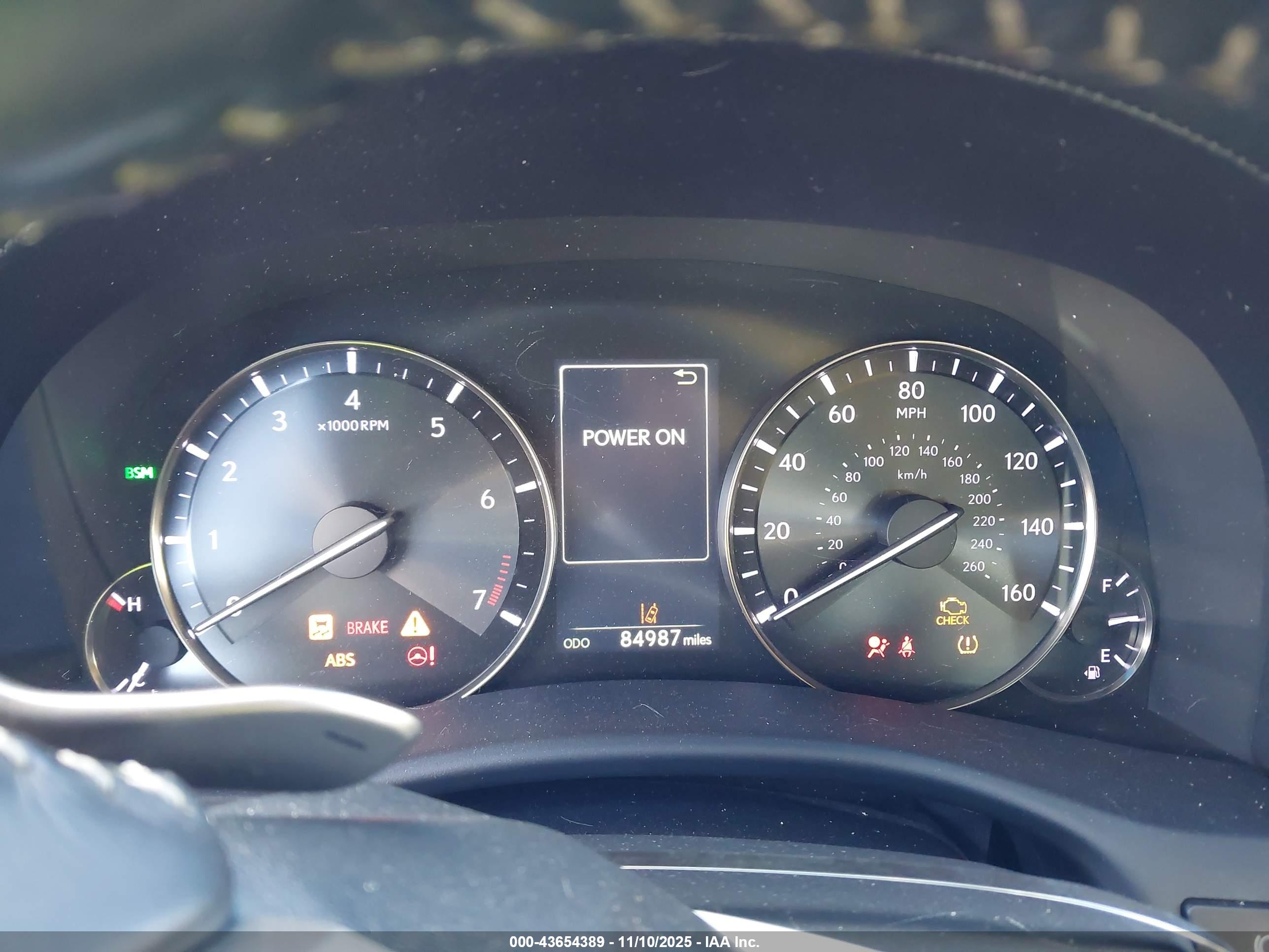 LEXUS GS image 7