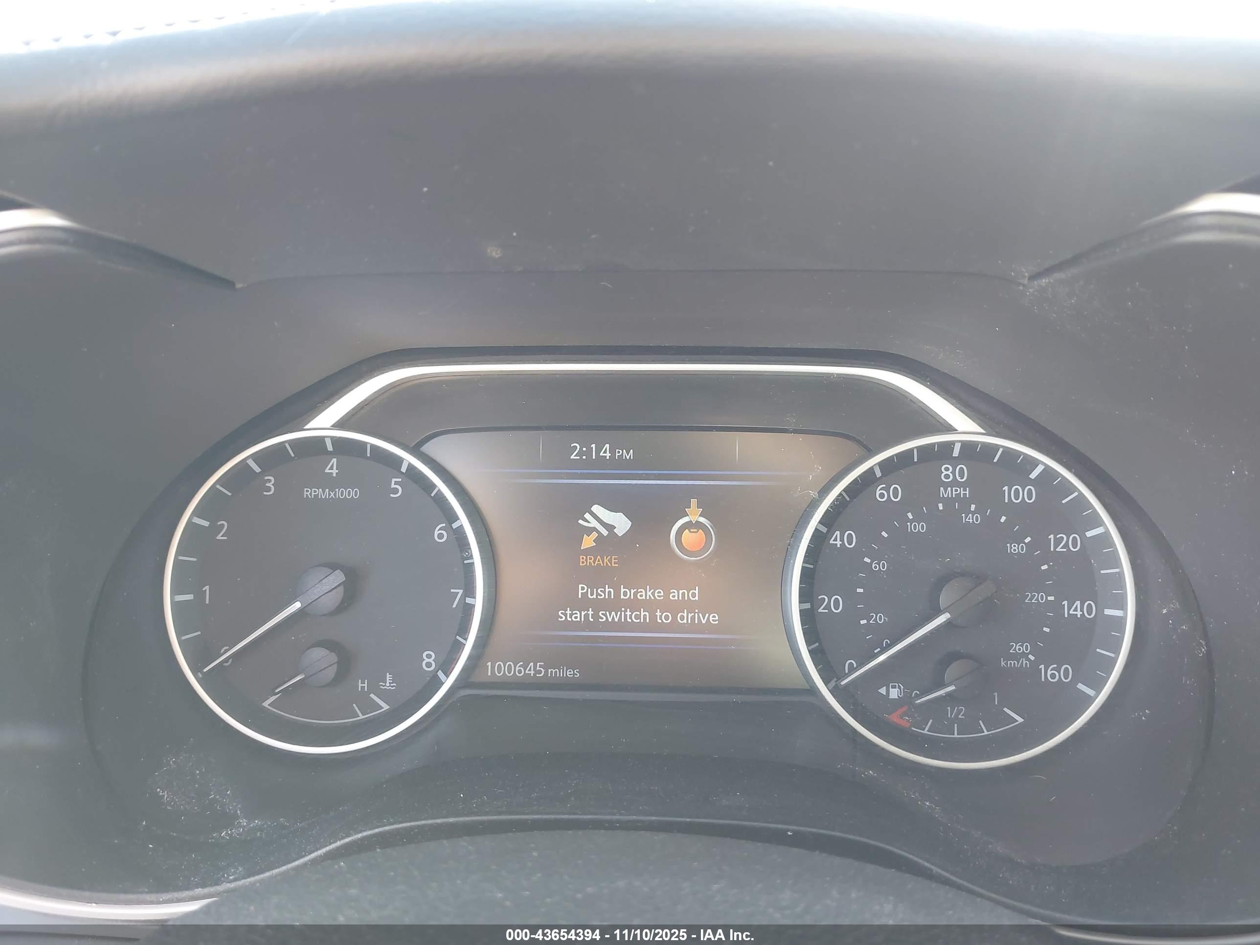 NISSAN MAXIMA image 7