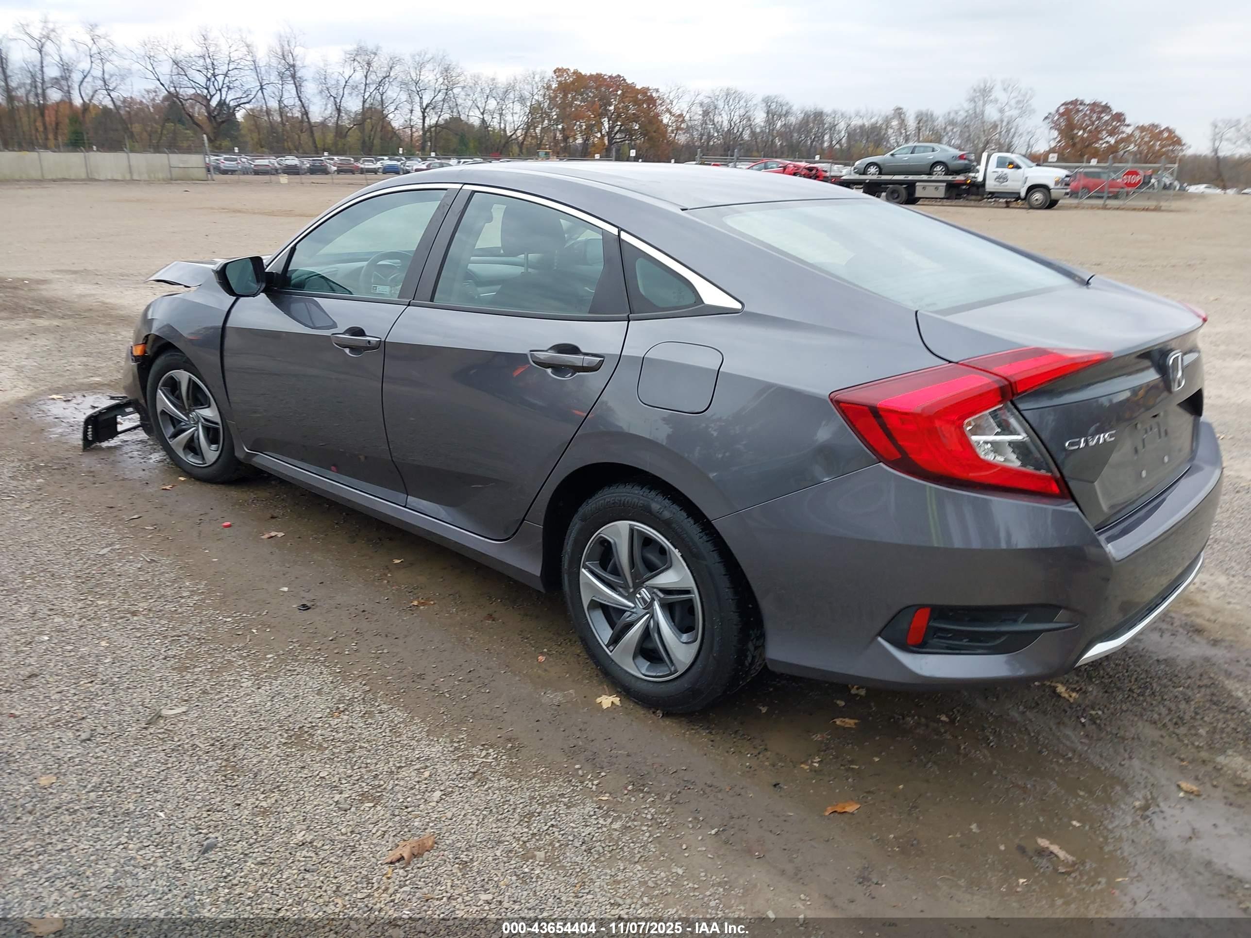 HONDA CIVIC image 3