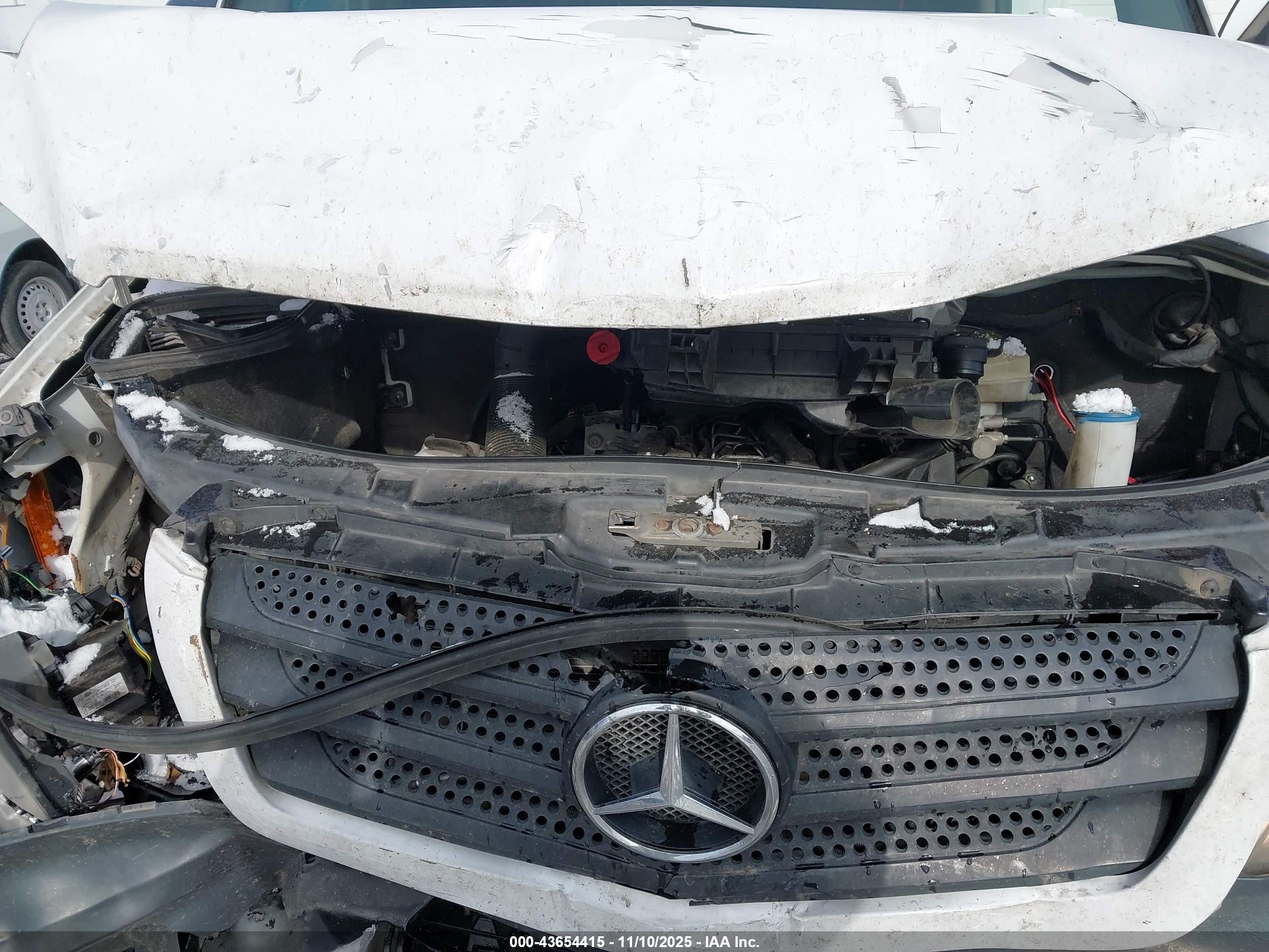 MERCEDES-BENZ SPRINTER image 10