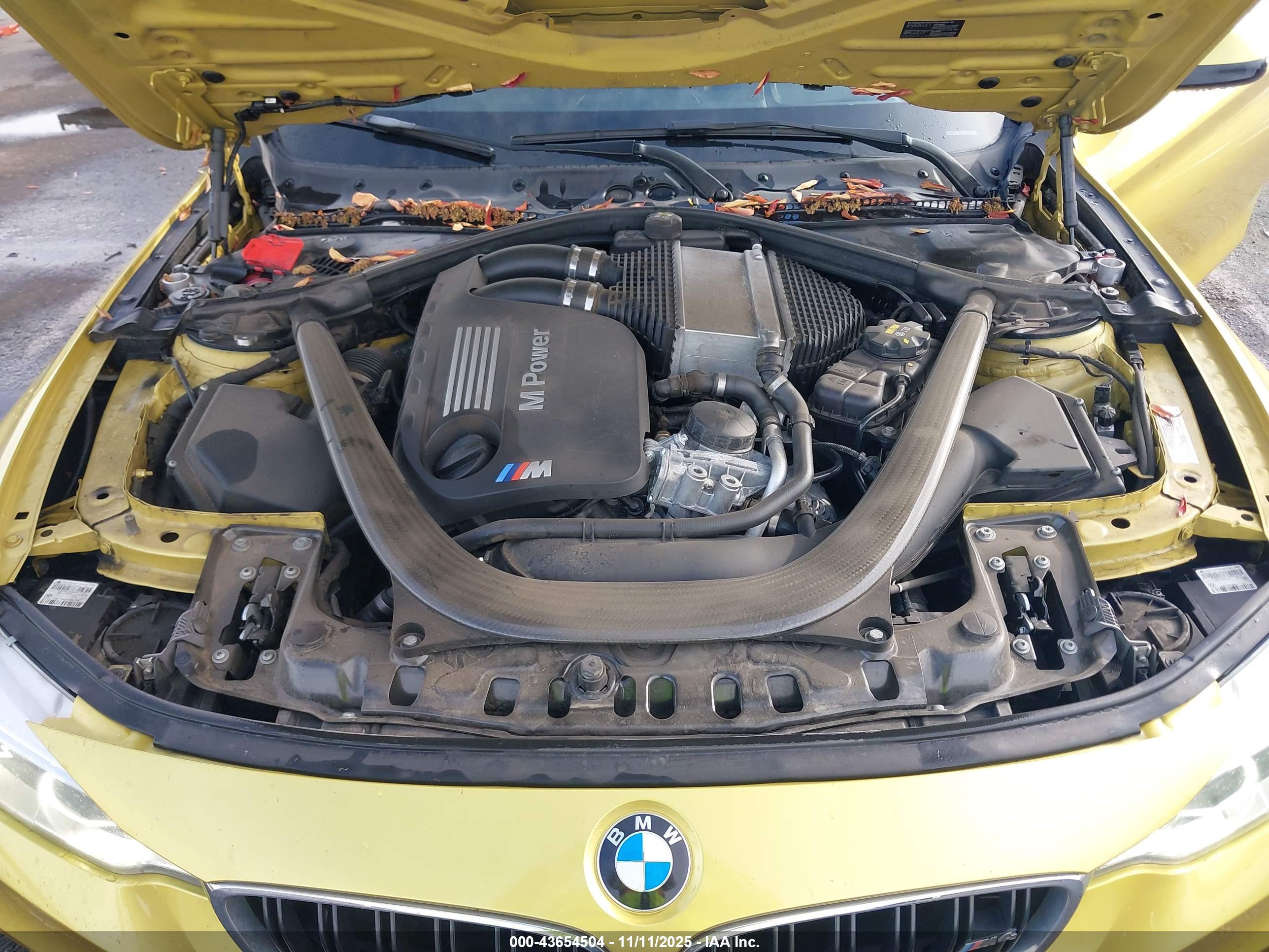 BMW M4 image 10