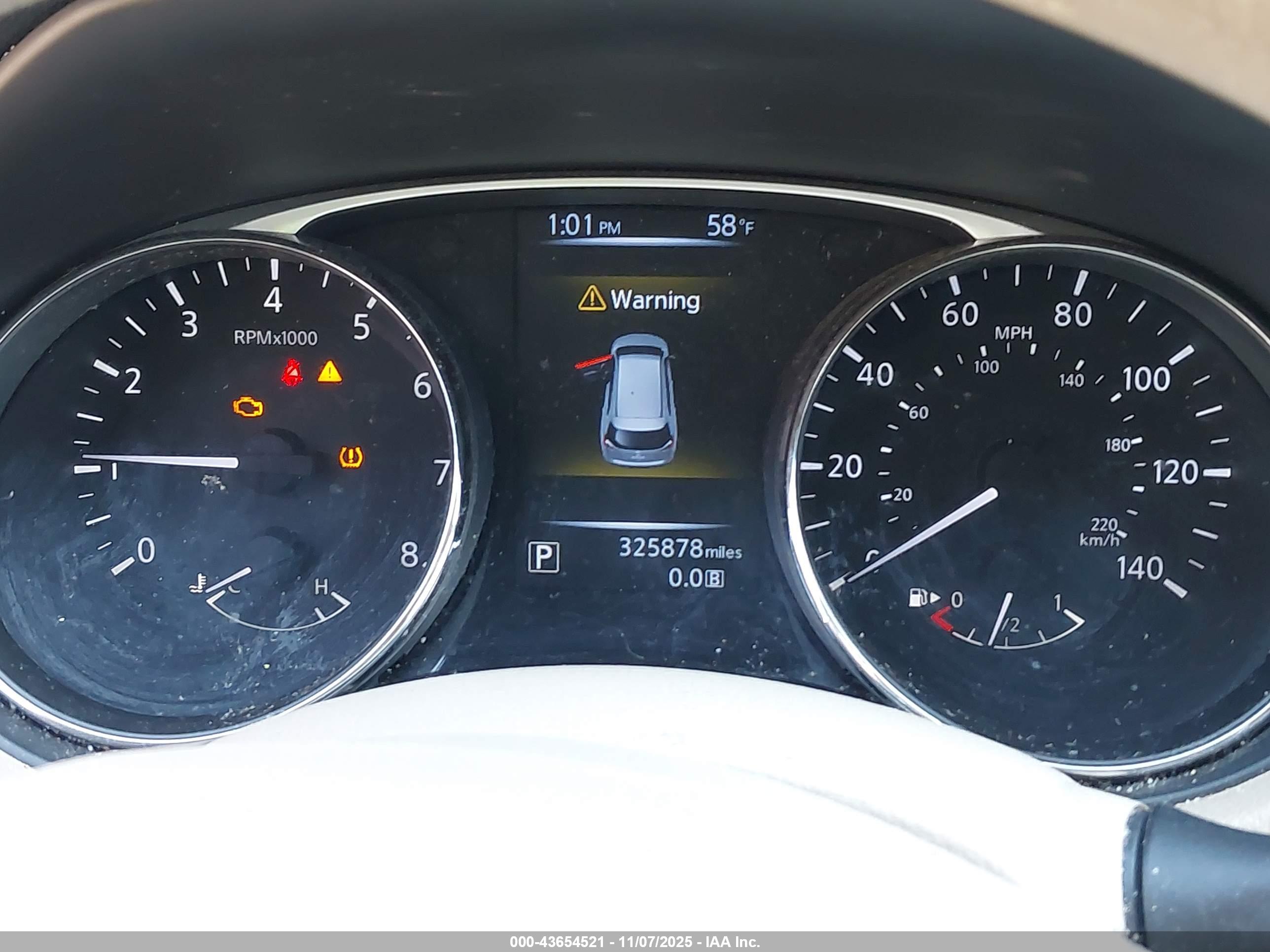 NISSAN ROGUE image 7