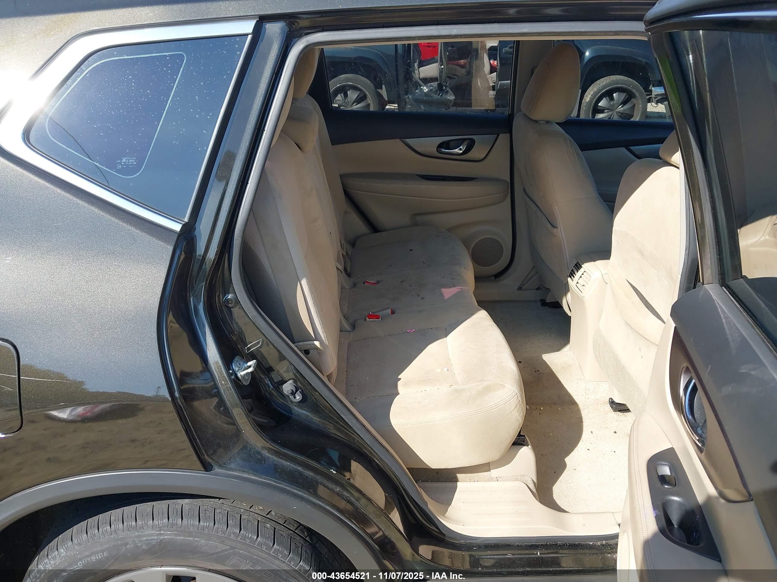 NISSAN ROGUE image 8