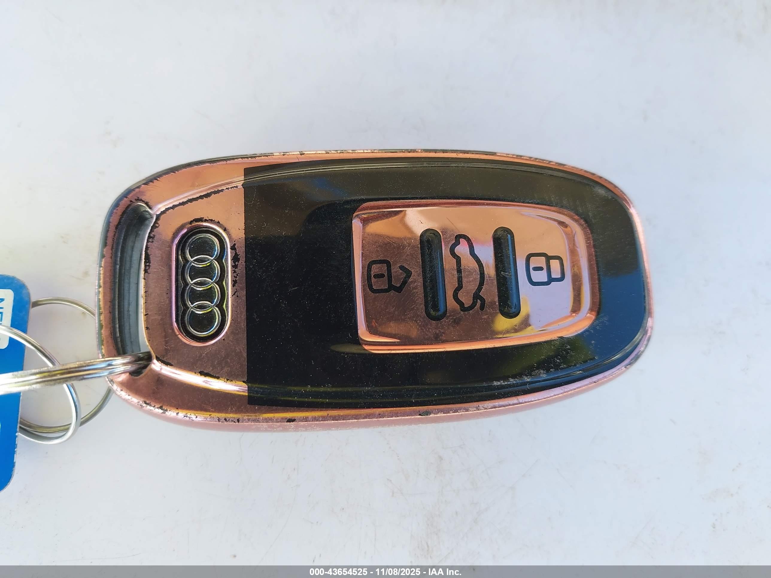 AUDI A6 image 11