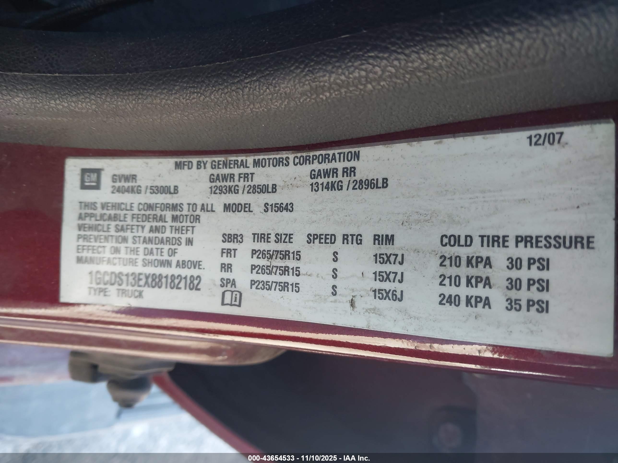CHEVROLET COLORADO image 9