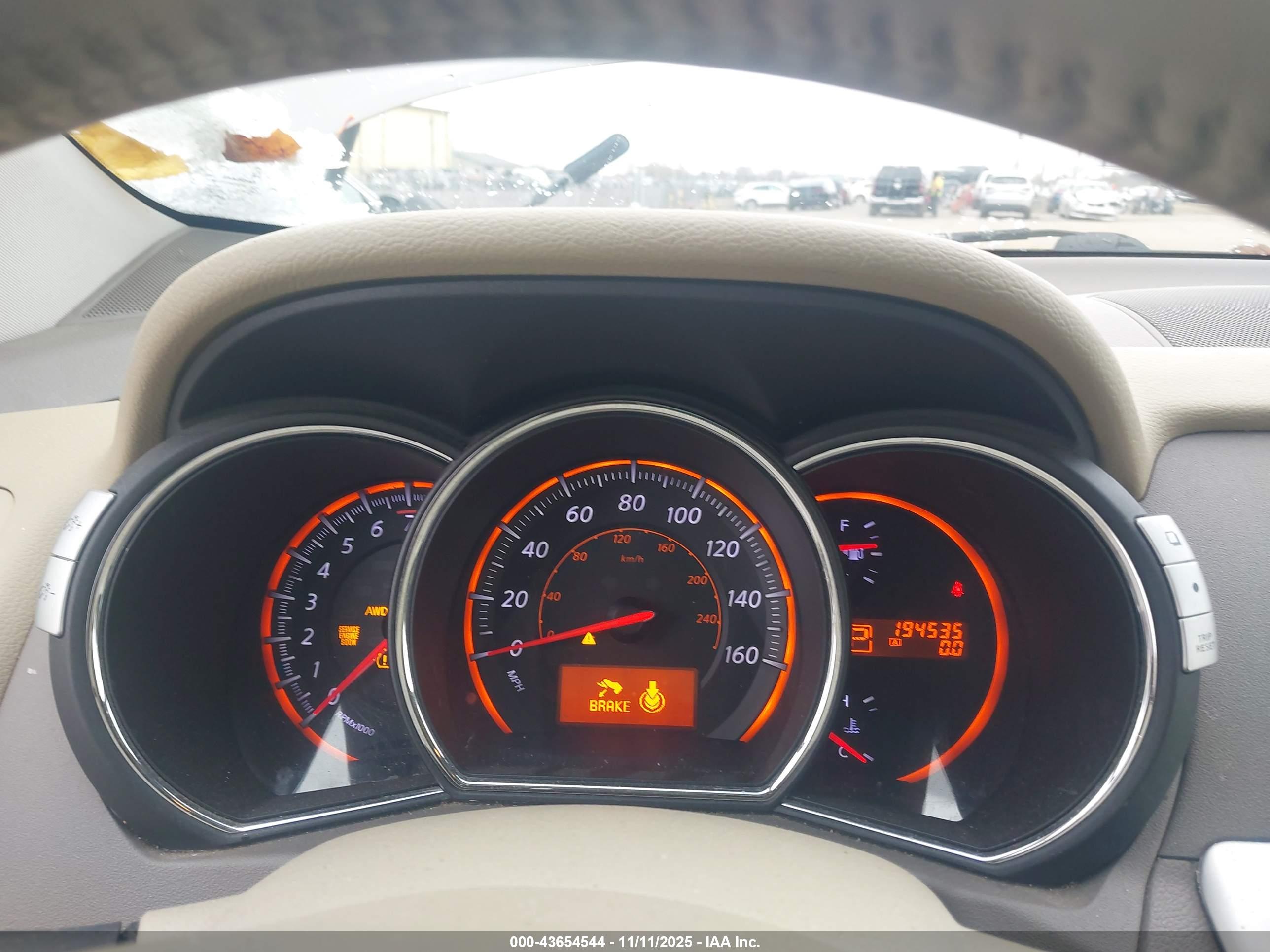 NISSAN MURANO image 7