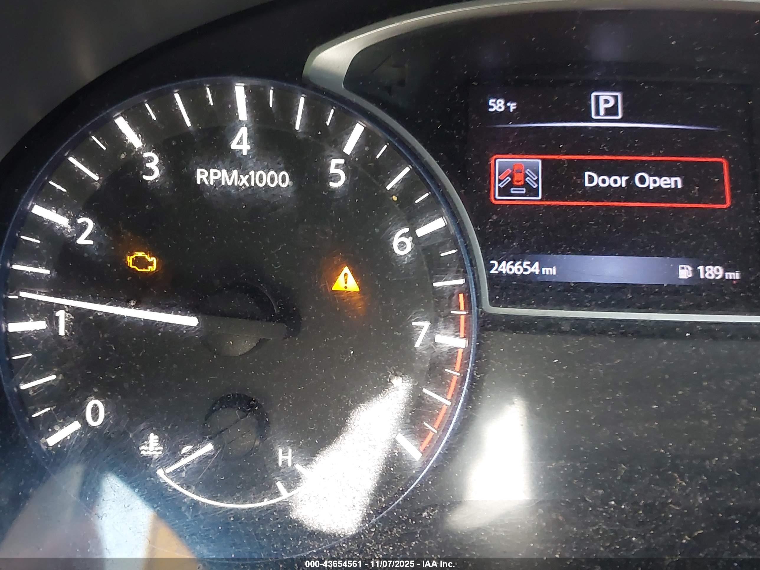 NISSAN ALTIMA image 7