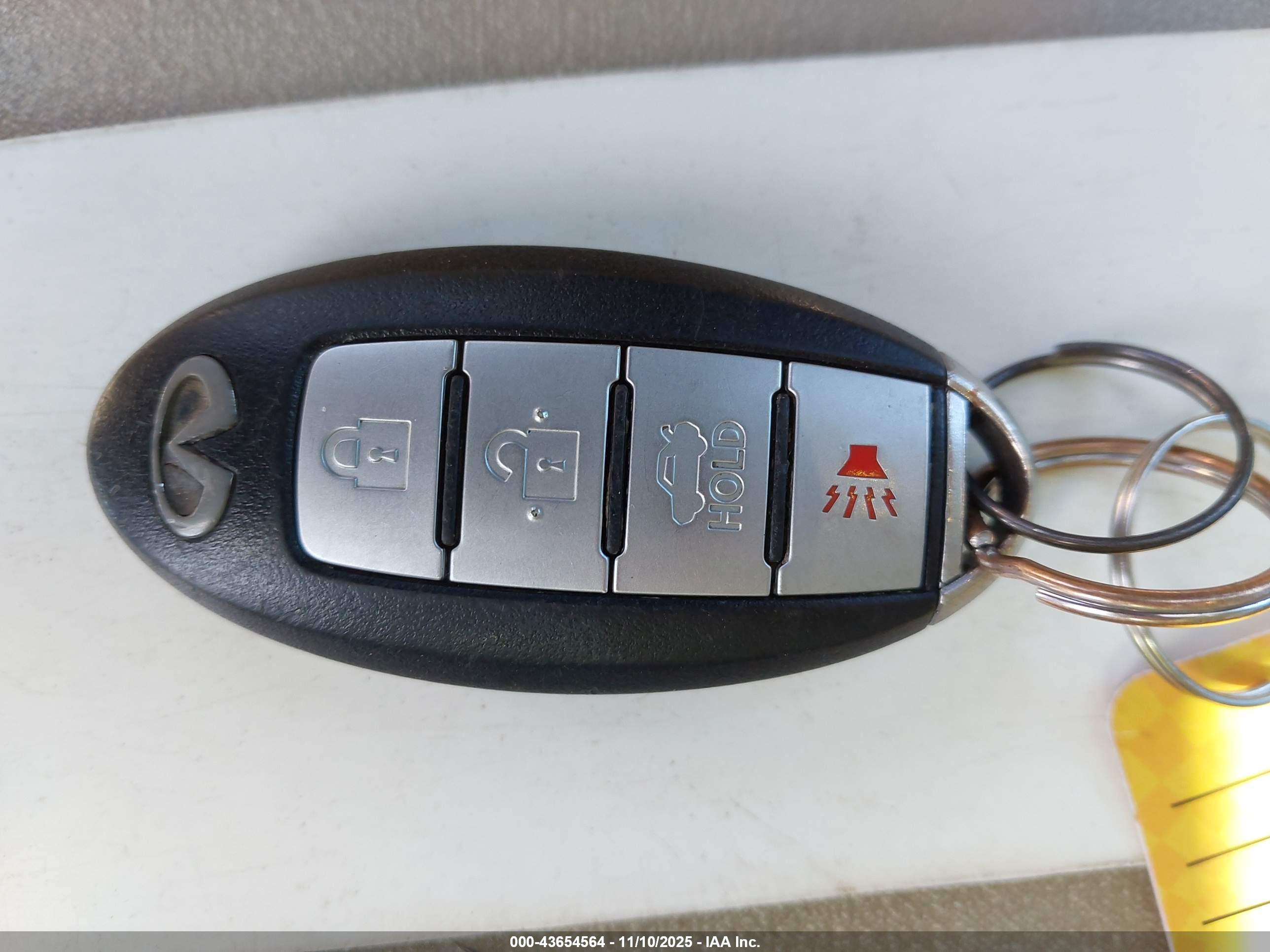 INFINITI Q50 image 11