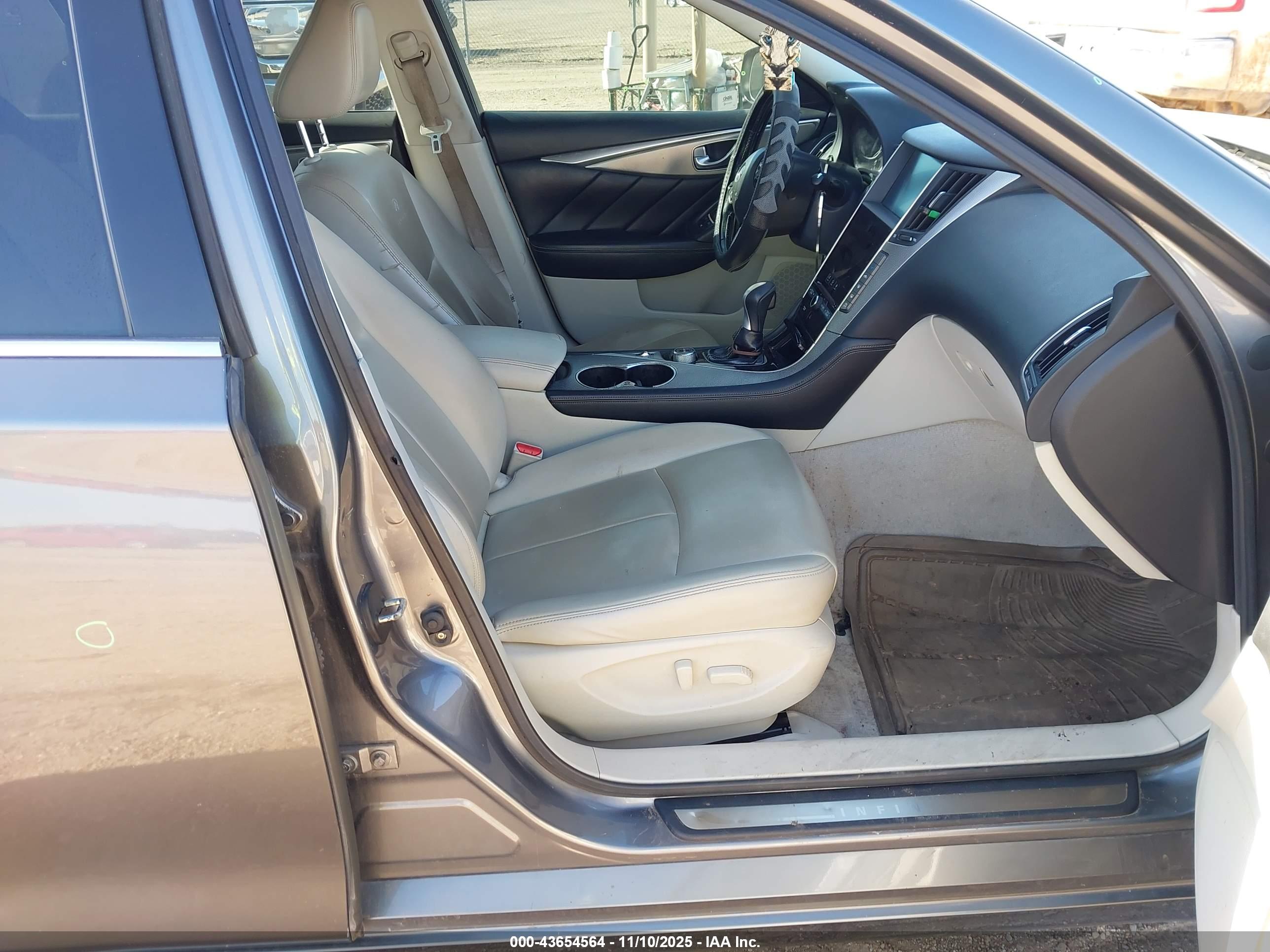INFINITI Q50 image 5