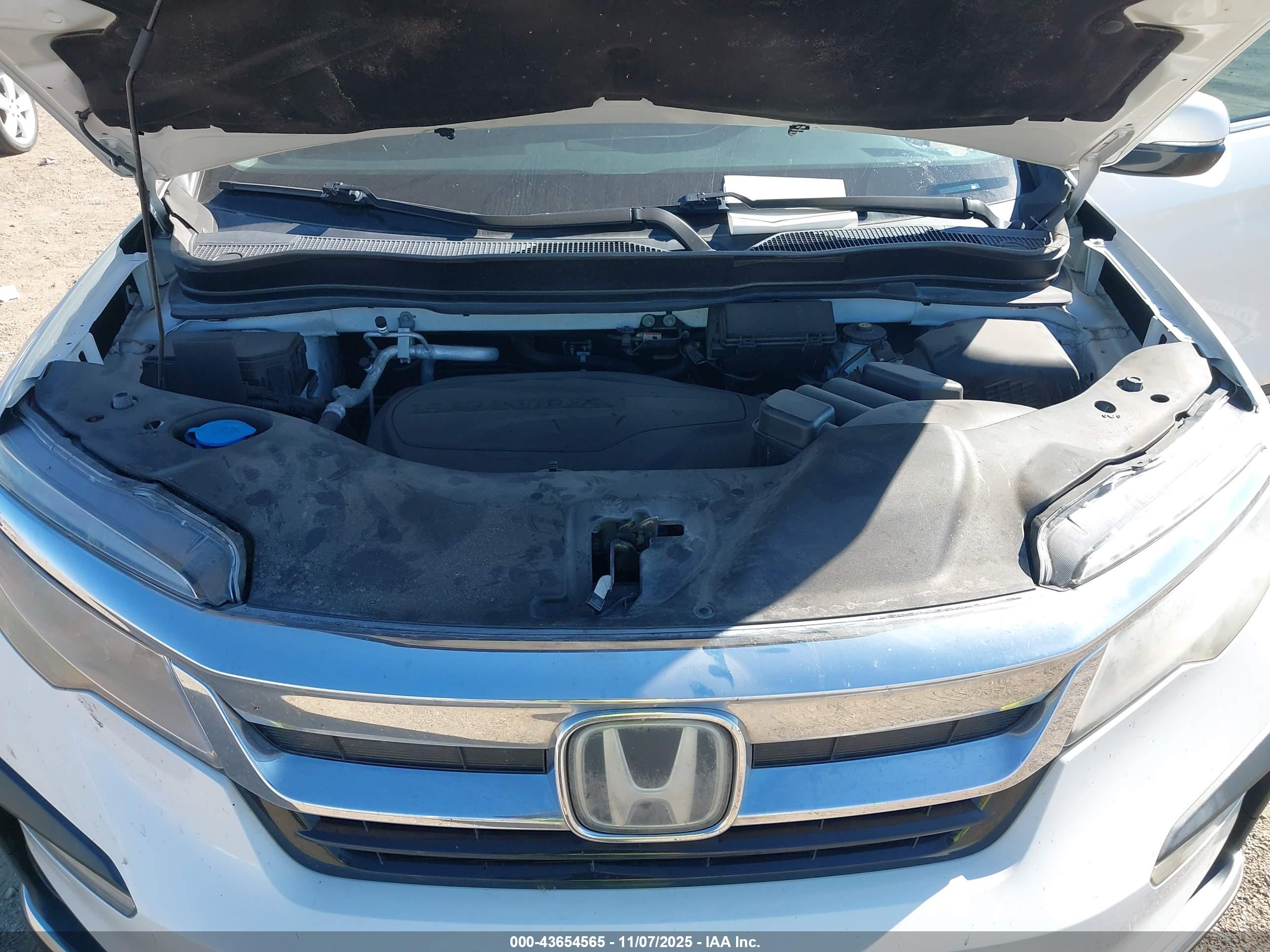 HONDA PILOT image 10