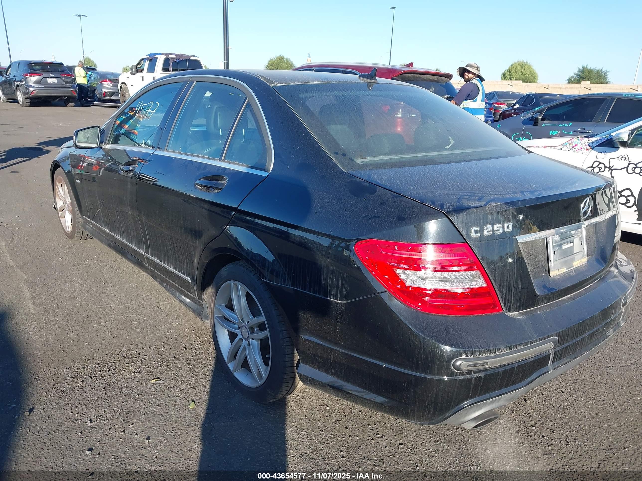 MERCEDES-BENZ C image 3